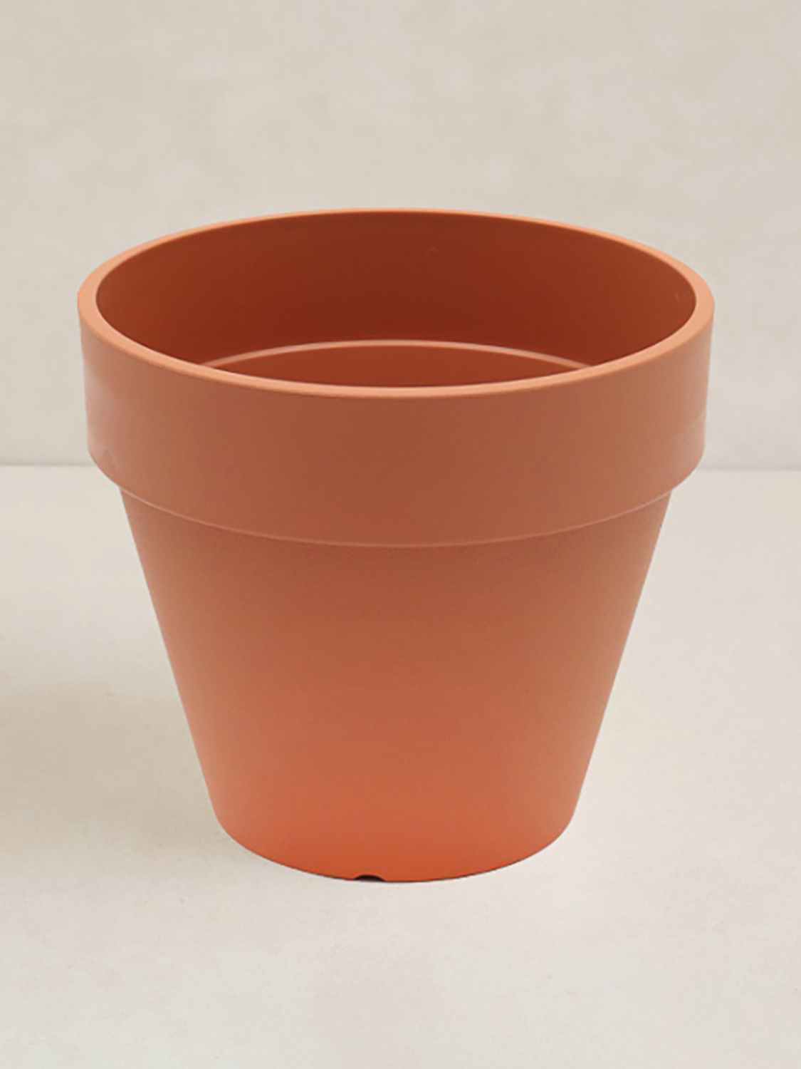 Terra Flower Pot No. 2