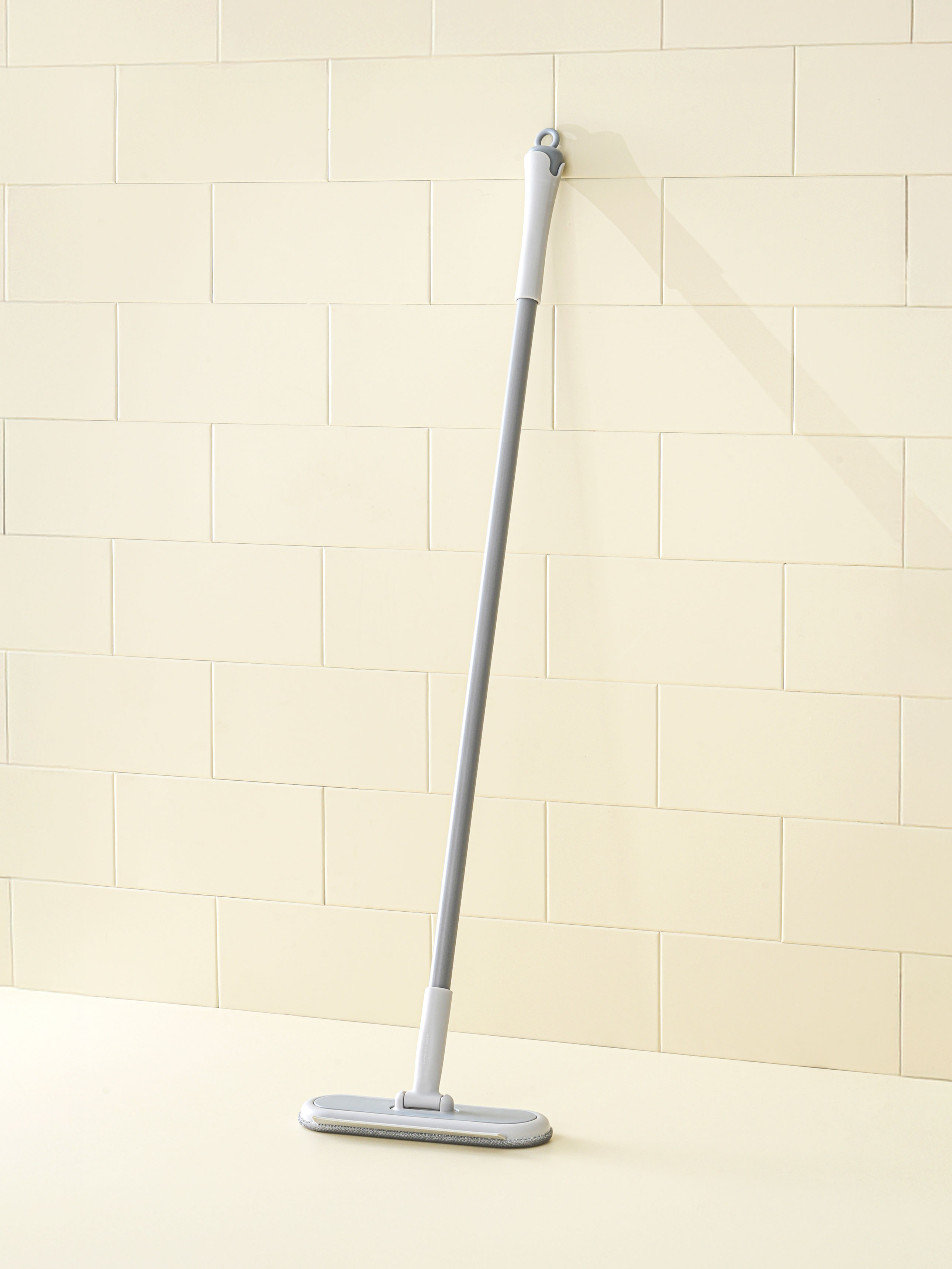 Screen Squeeze Cleaning Brush