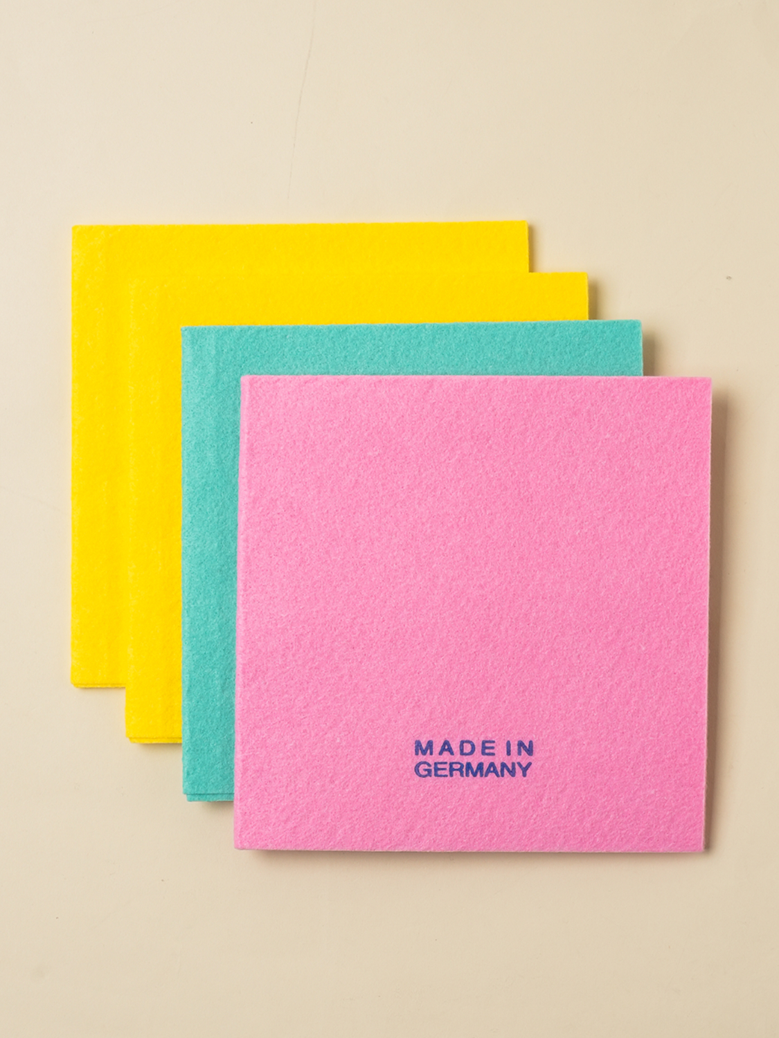 4 German non-woven dishcloths