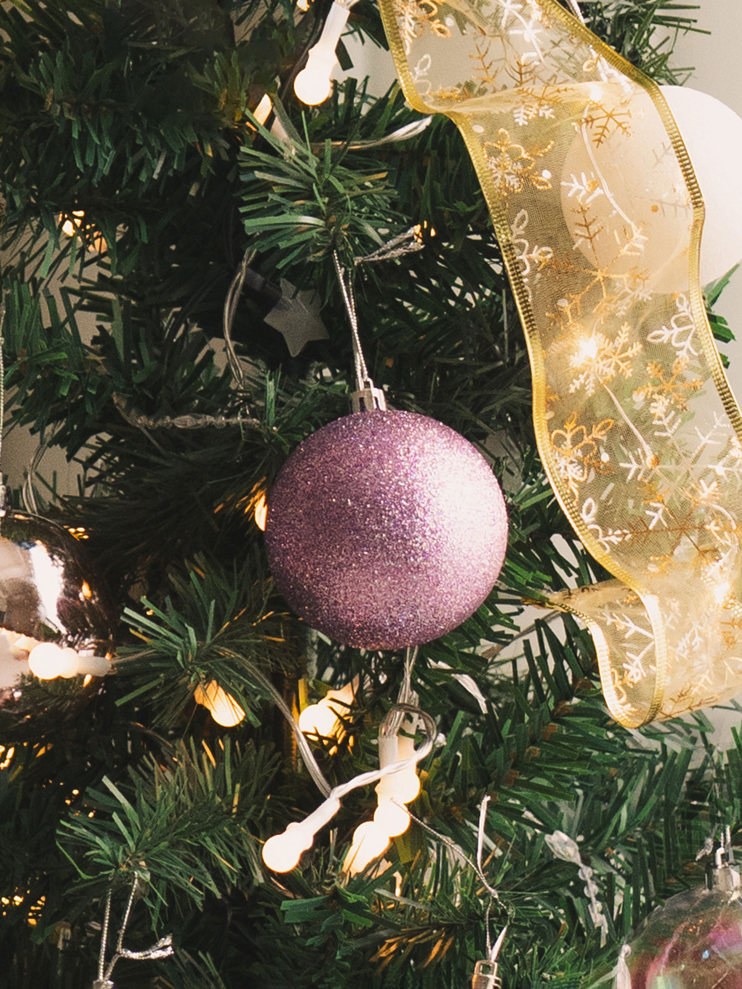 Christmas Purple Mixed Balls 7 cm (4 packs)
