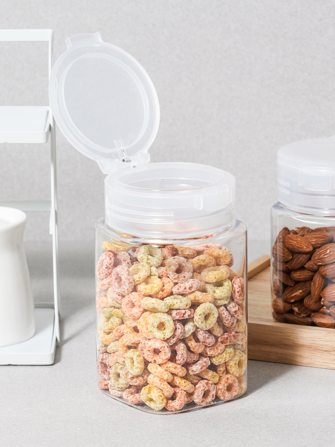 600 ml one-touch storage container made in Japan