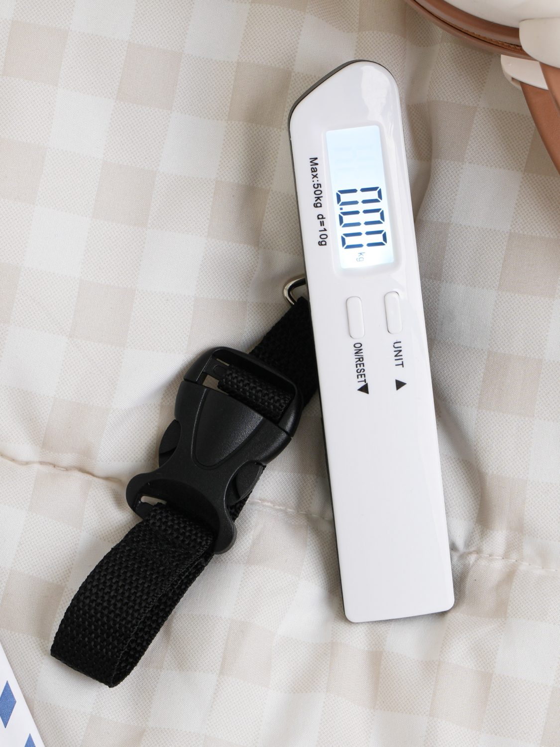 Travel horizontal hand scale