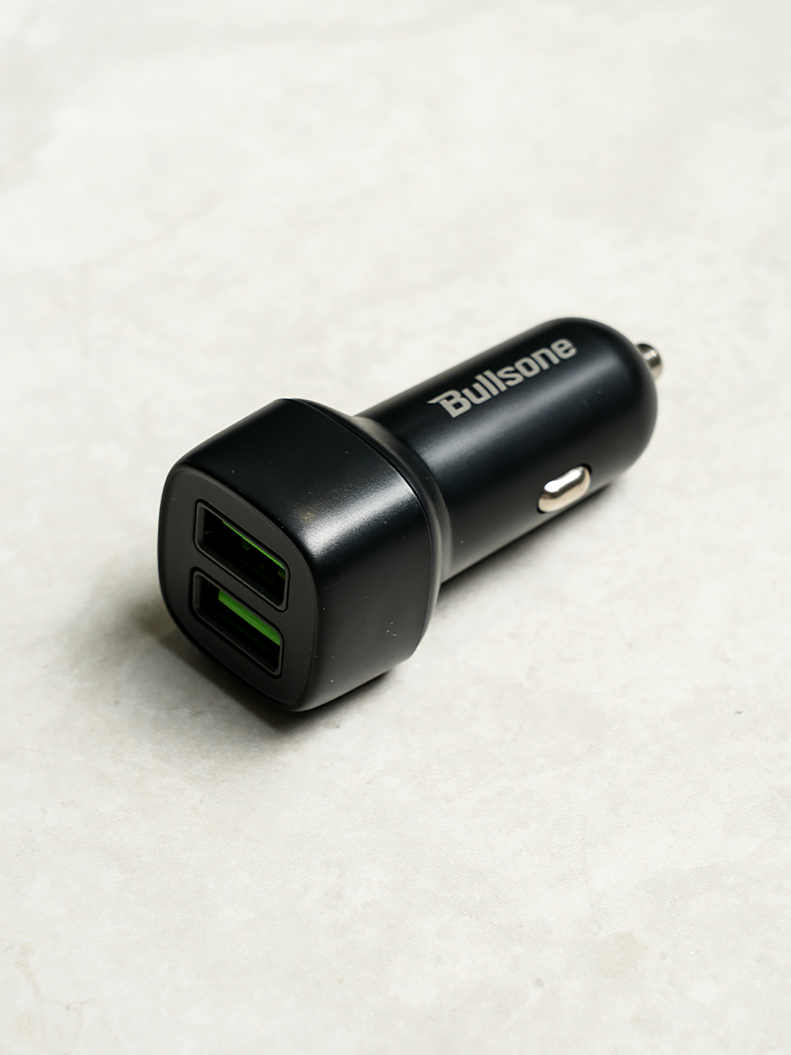 Bullsone 2-port fast charger for vehicles