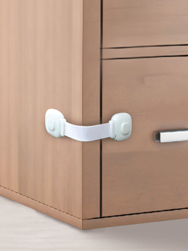 Button type belt type locking device