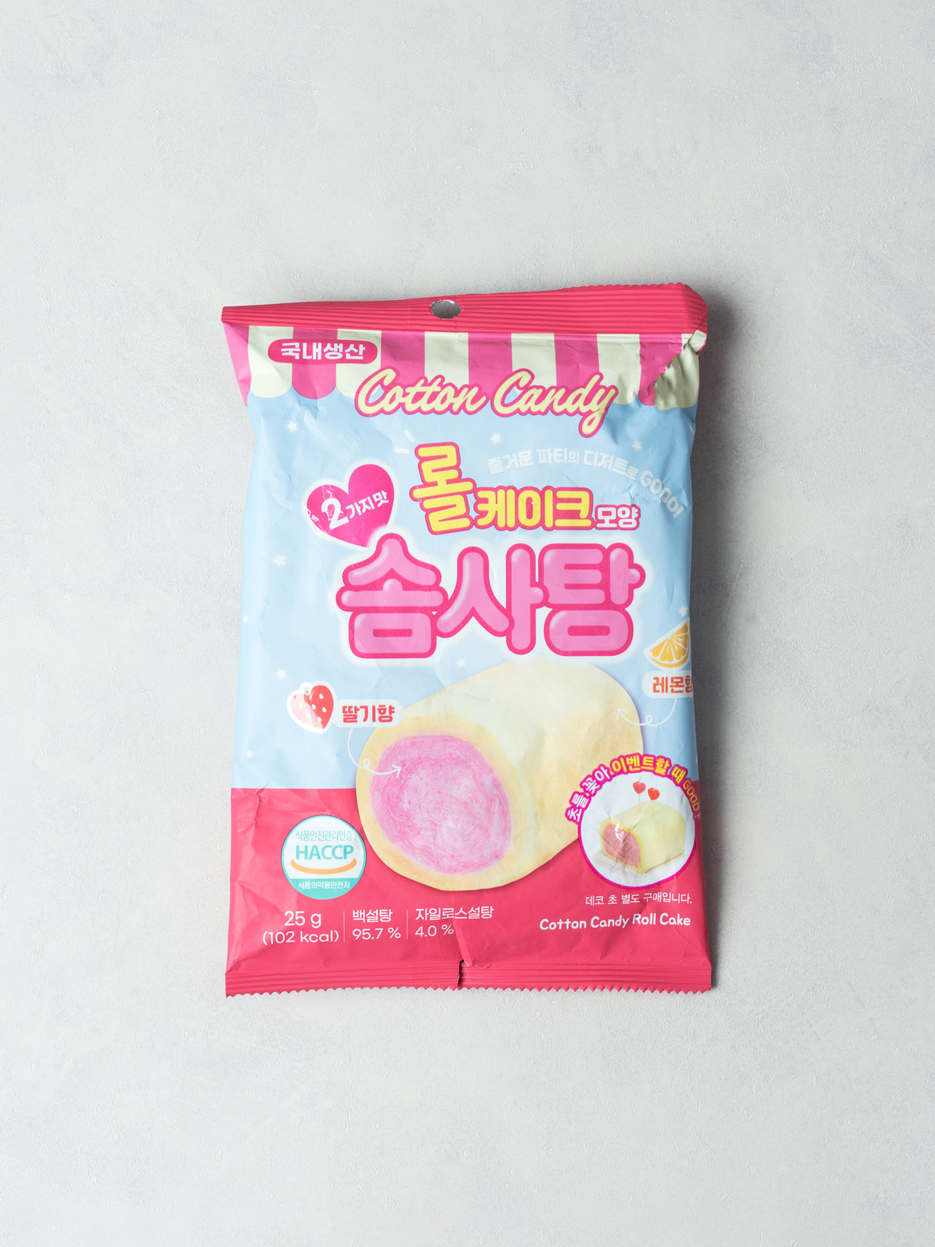 25 g roll cake shaped cotton candy