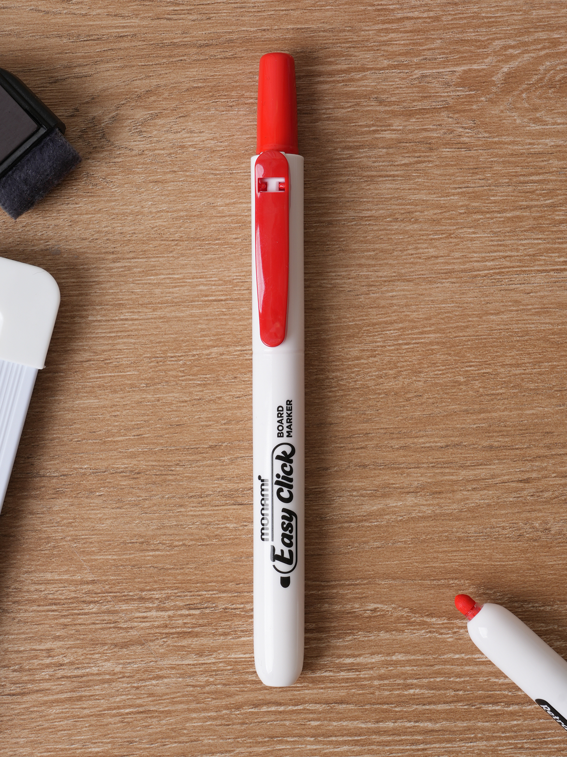 Monami Easy Click Board Maca Red