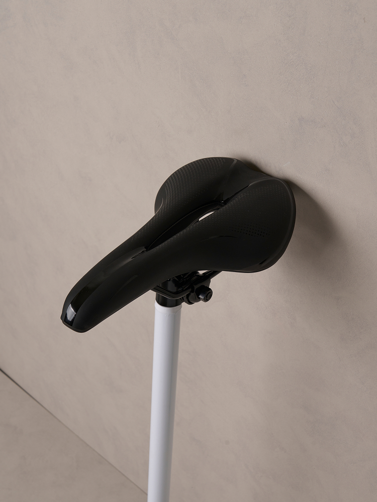 narrow bicycle saddle