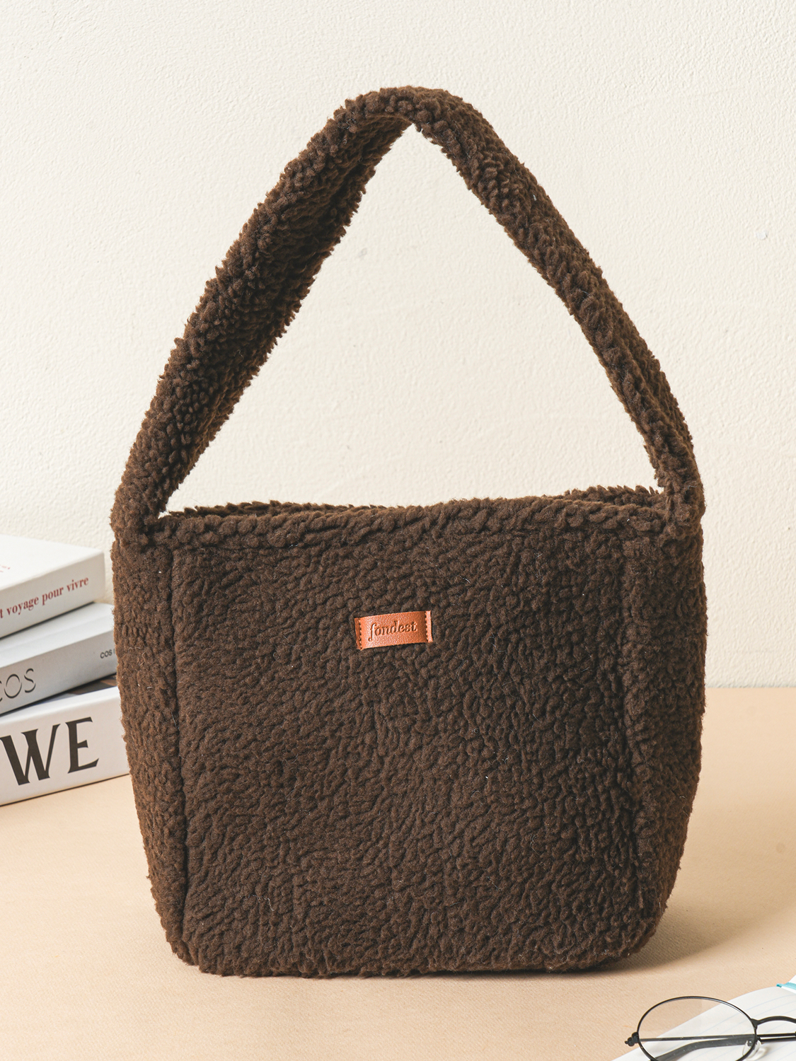 One point puffy tote bag