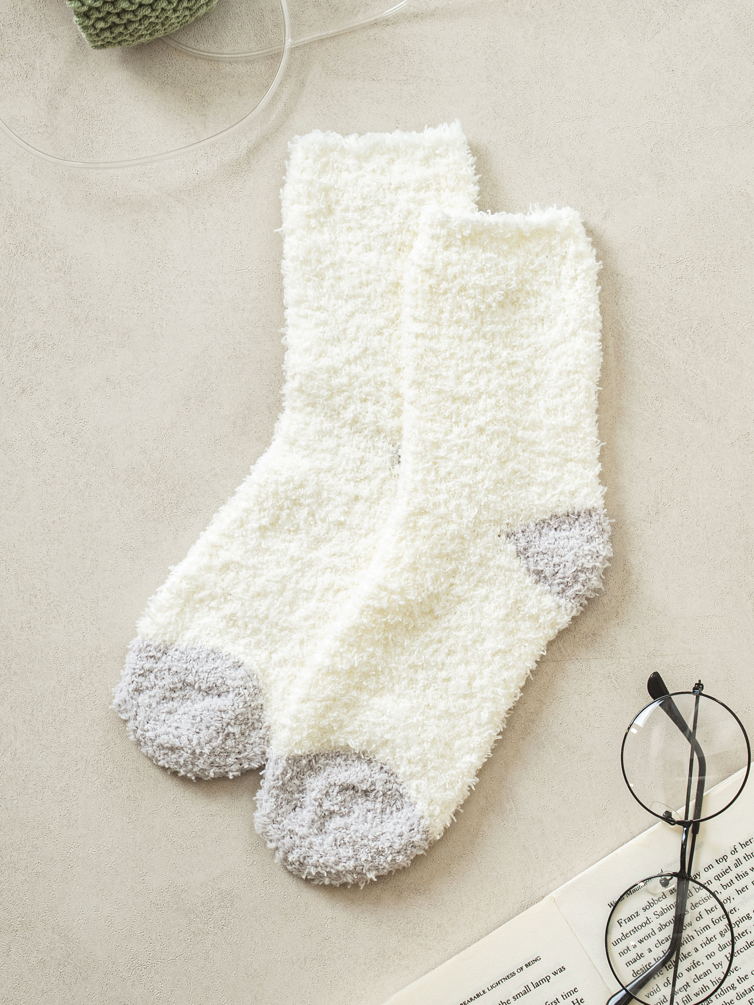 Monfoot Women's Color Point Sleep Socks White