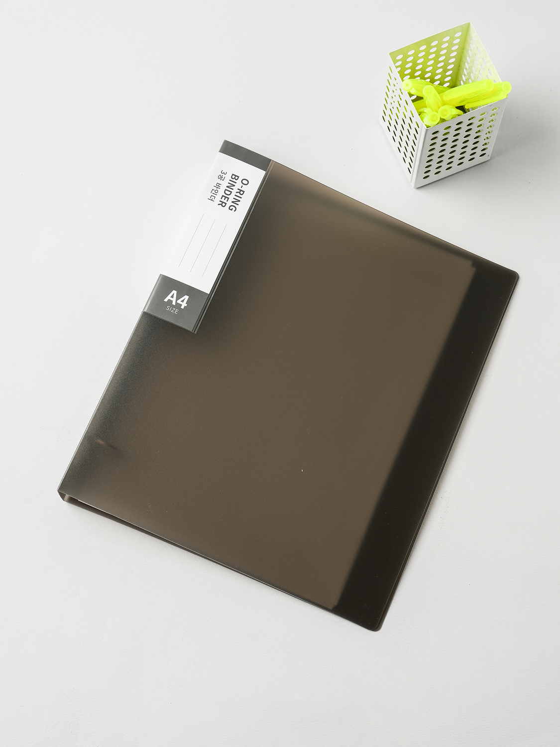 Translucent cover 3-hole file black