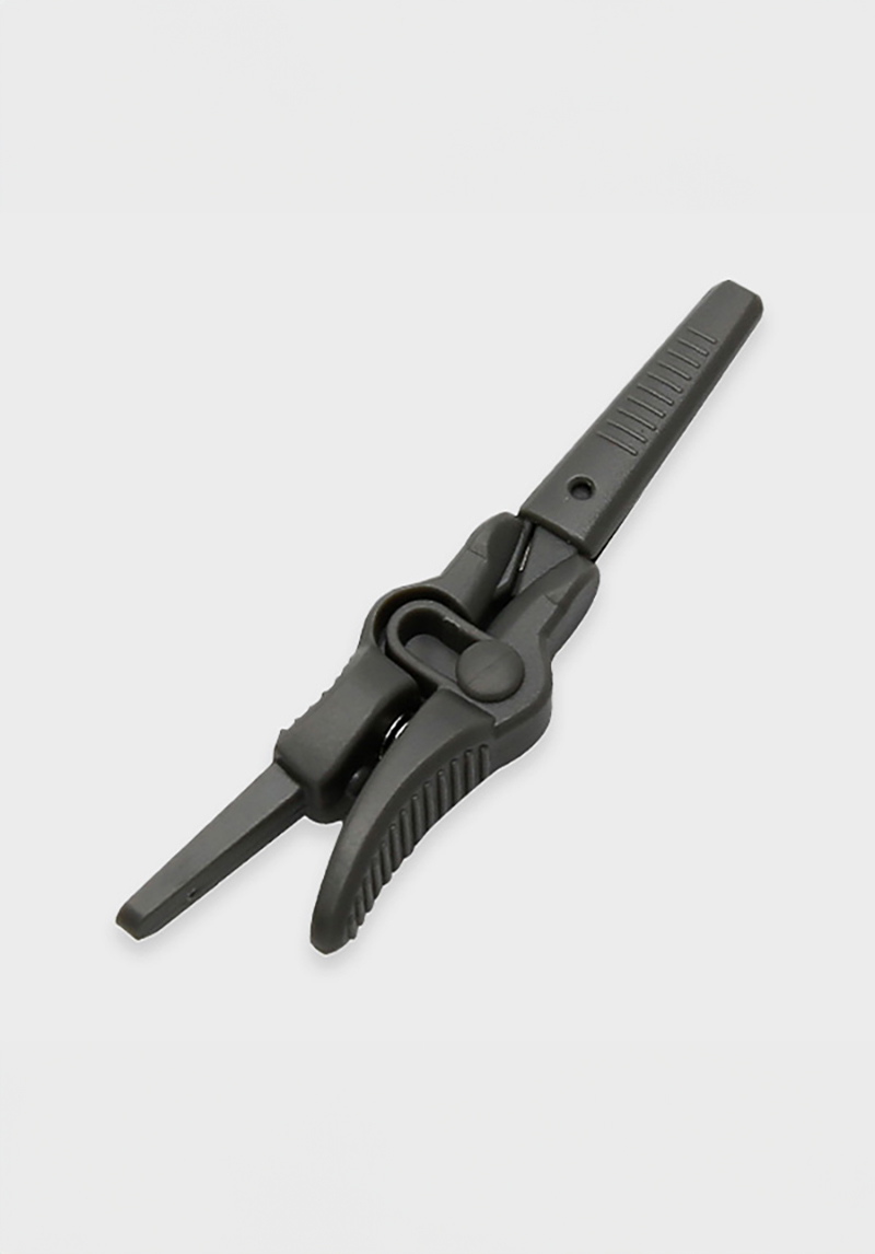 Nose hair scissors for men