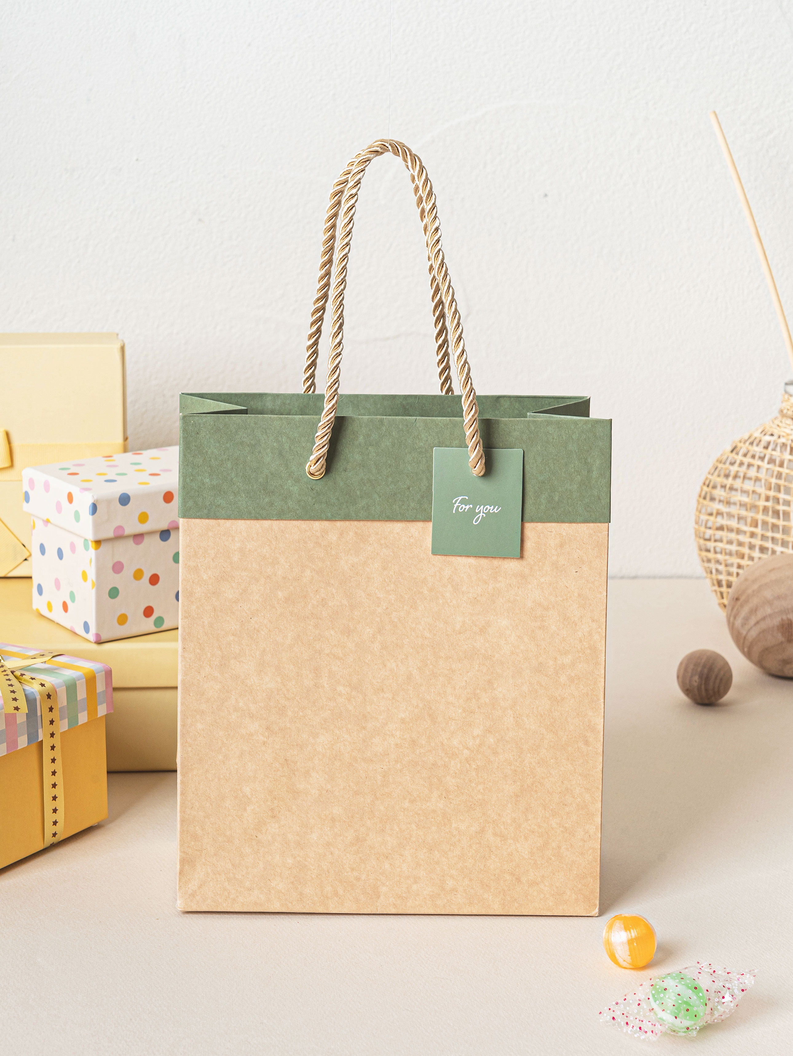 Top Point Kraft Vertical Gift Bag S Green
