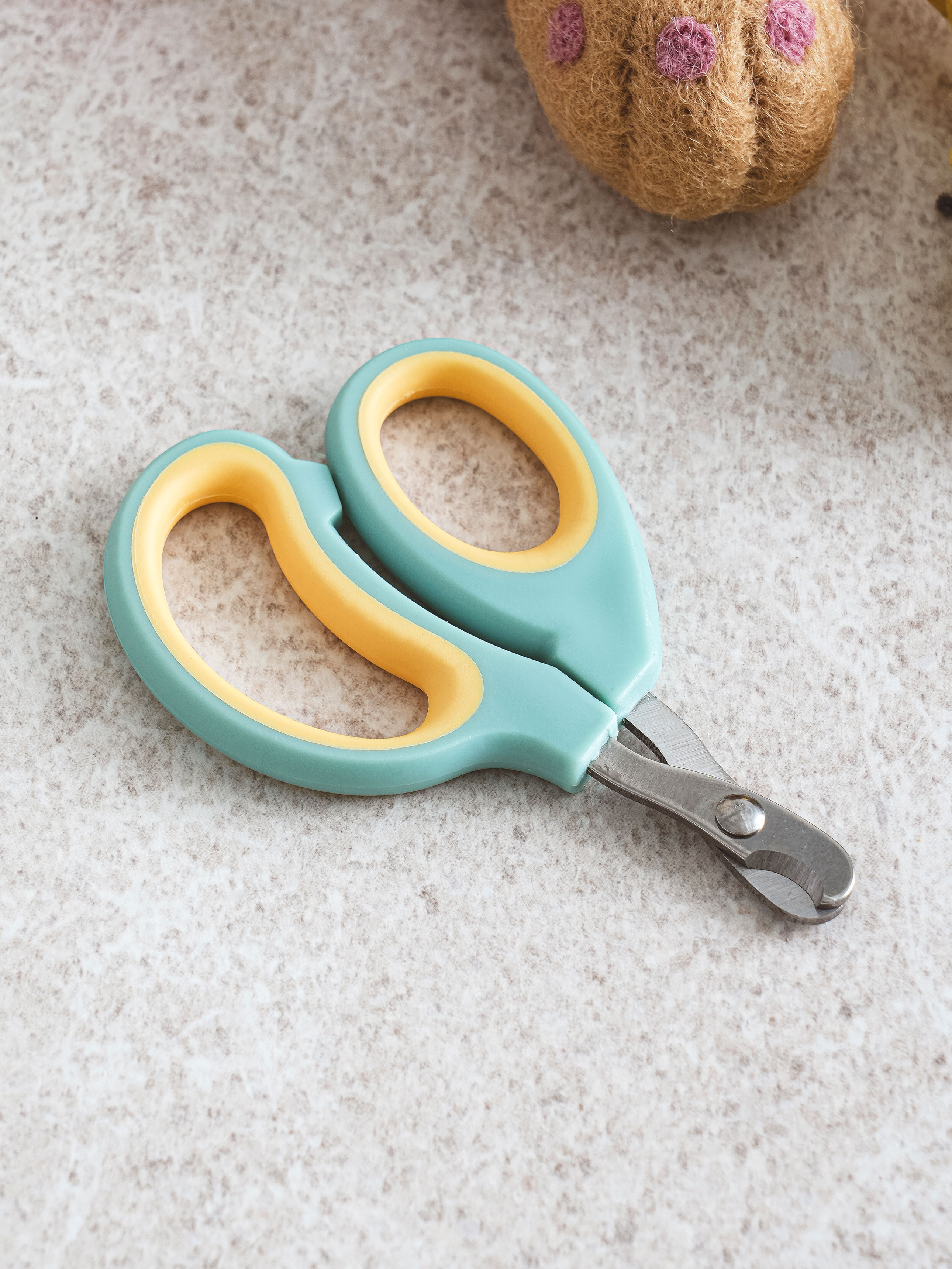 [Pet] Grip type claw scissors green
