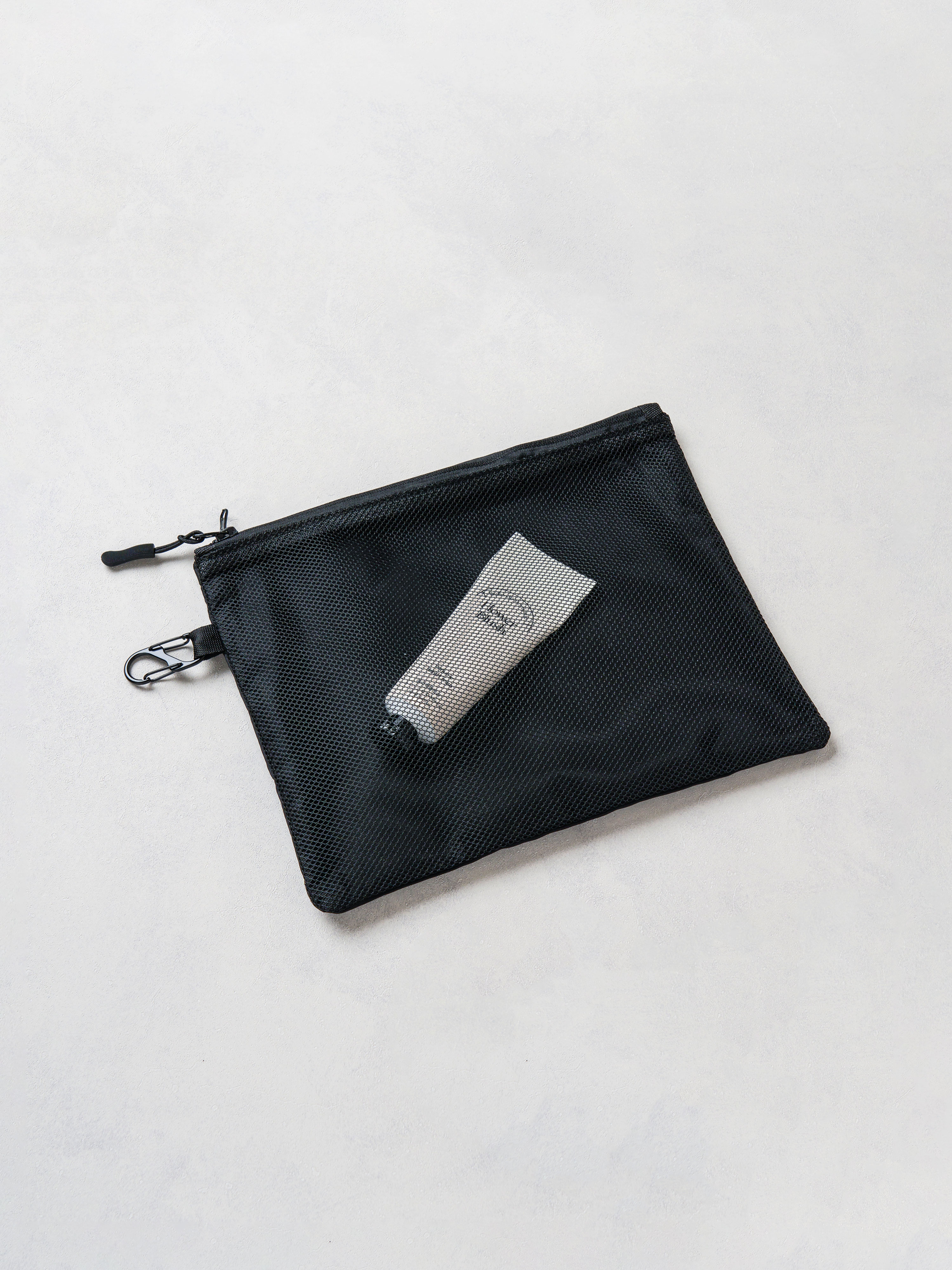 Travel Carabiner Double Pouch 23