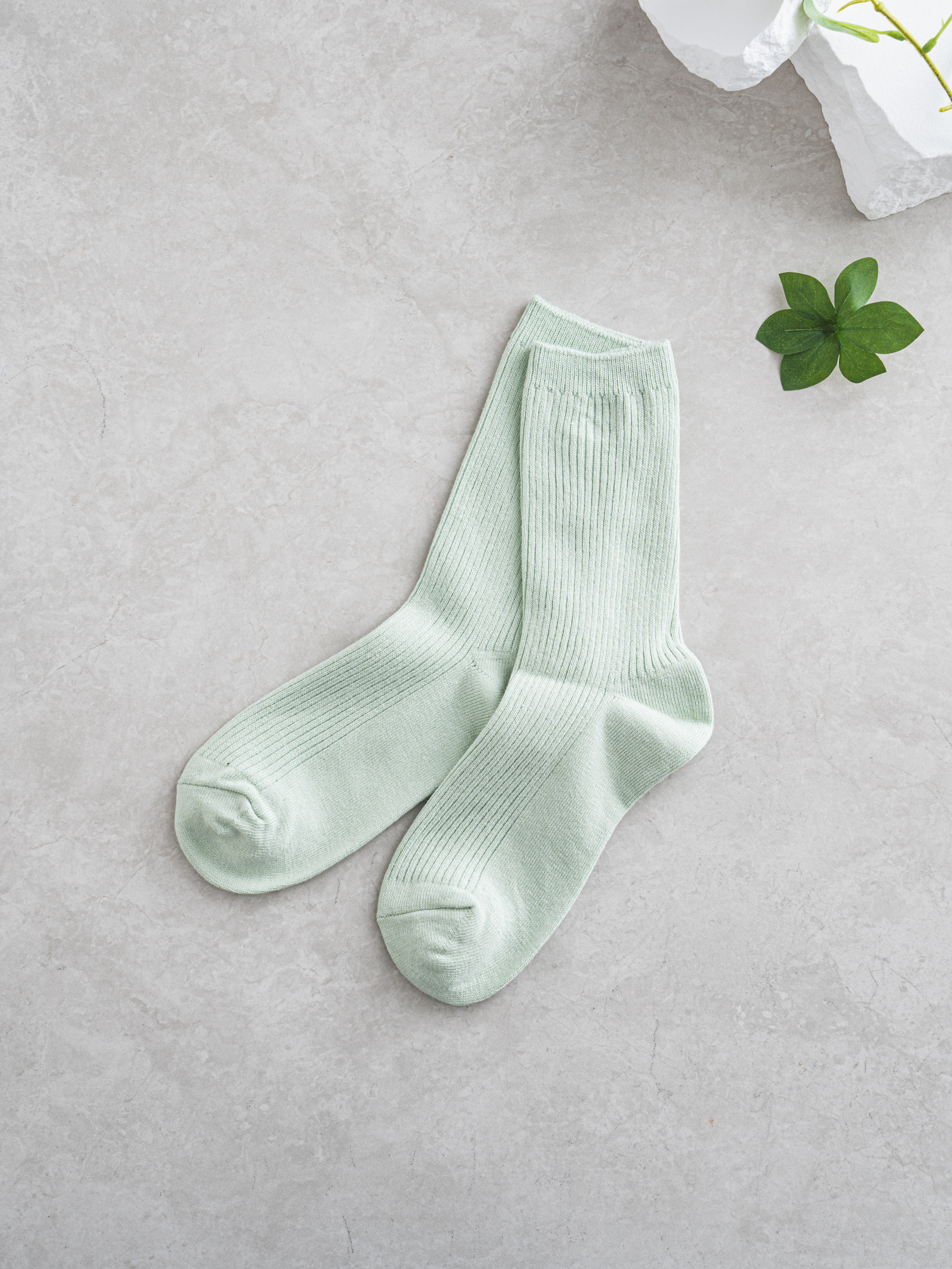 Monfoot Women's Ribbed Longwood Socks Green