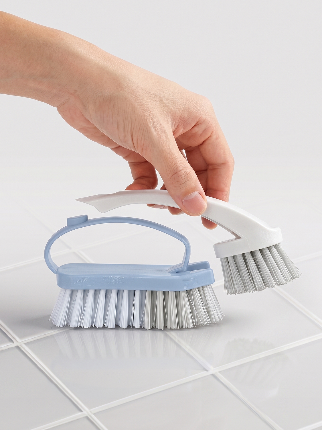2-stage detachable floor brush