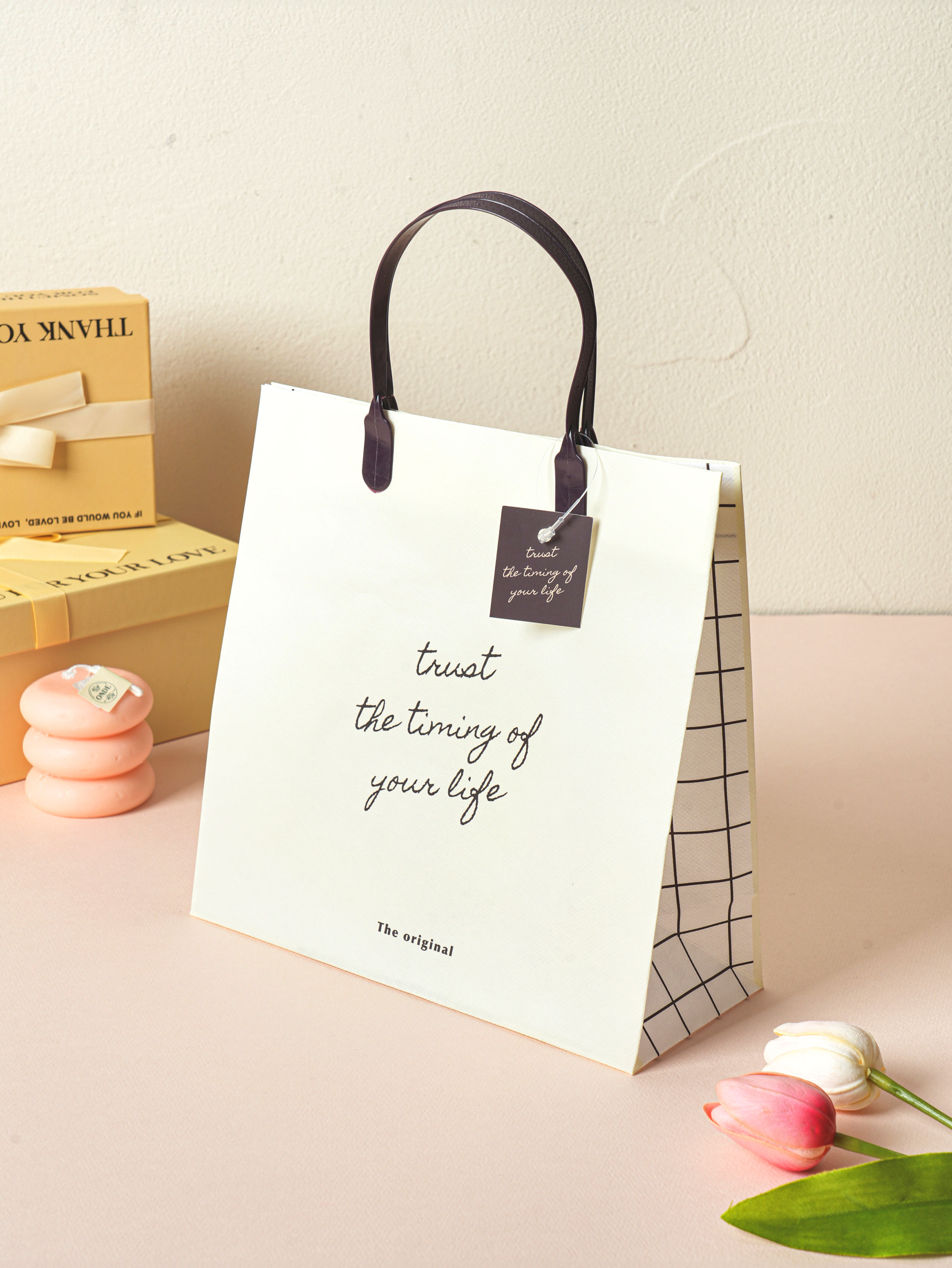 Square non-woven bag simple ivory