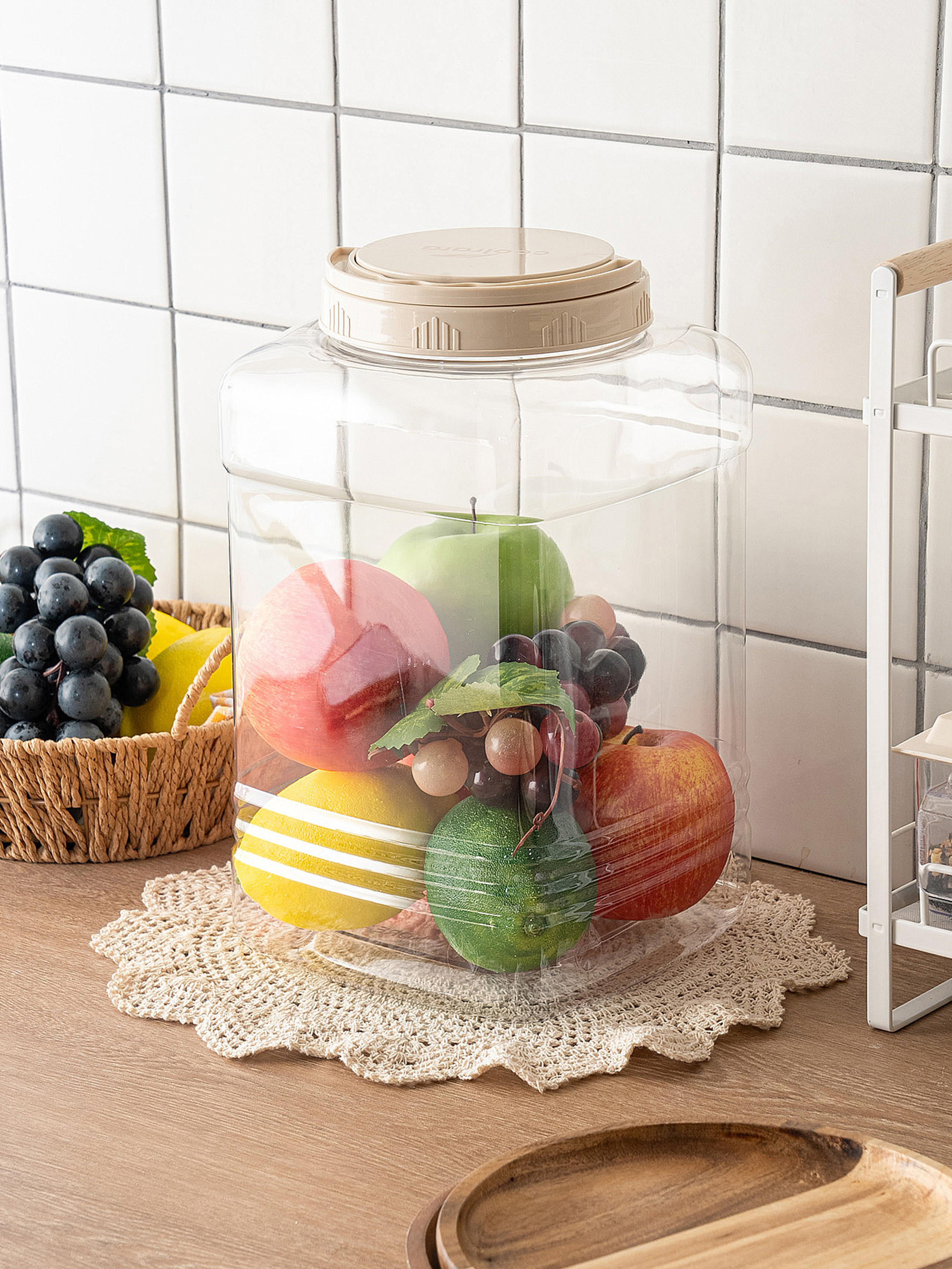 Multi-purpose fruit wine container 6 L