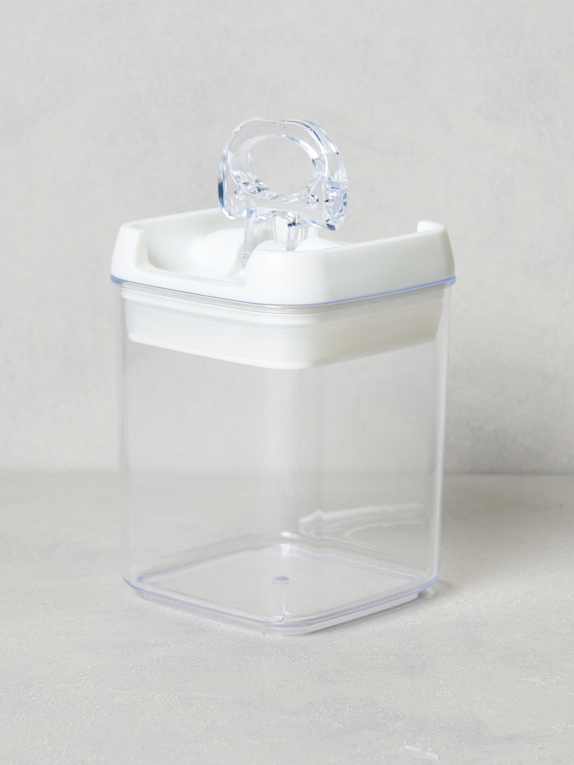 Square press-tight container 270 ml ivory