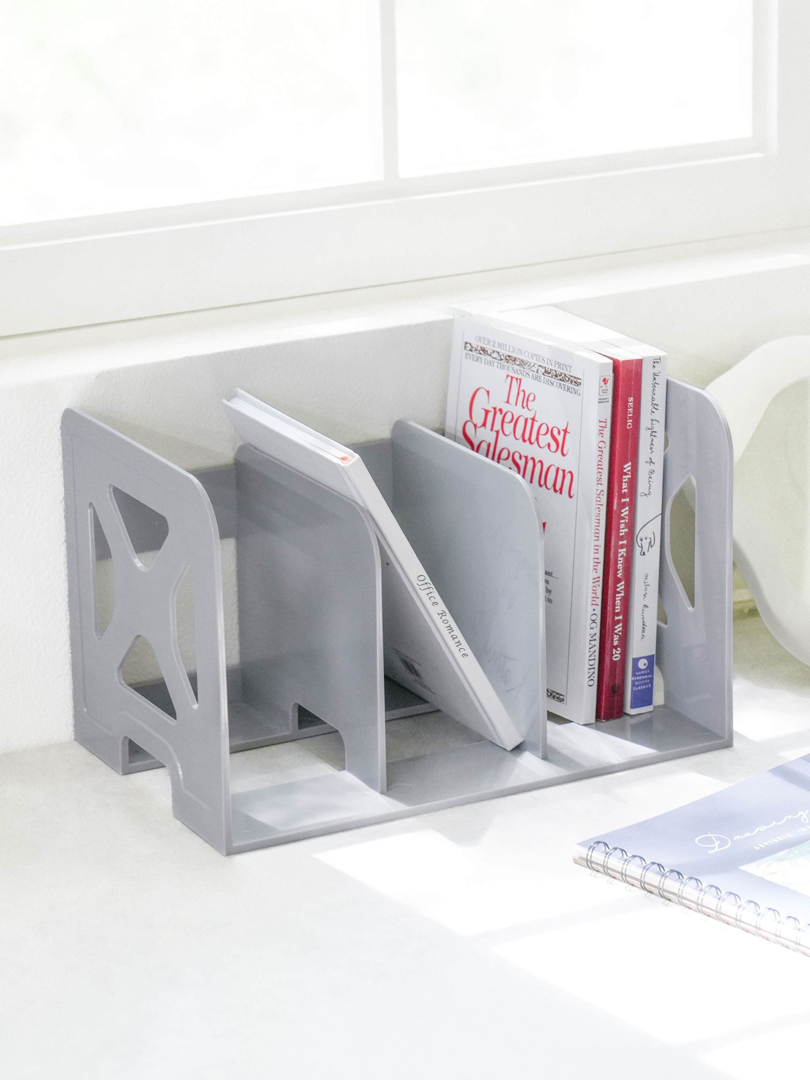 3-tier bookshelf gray