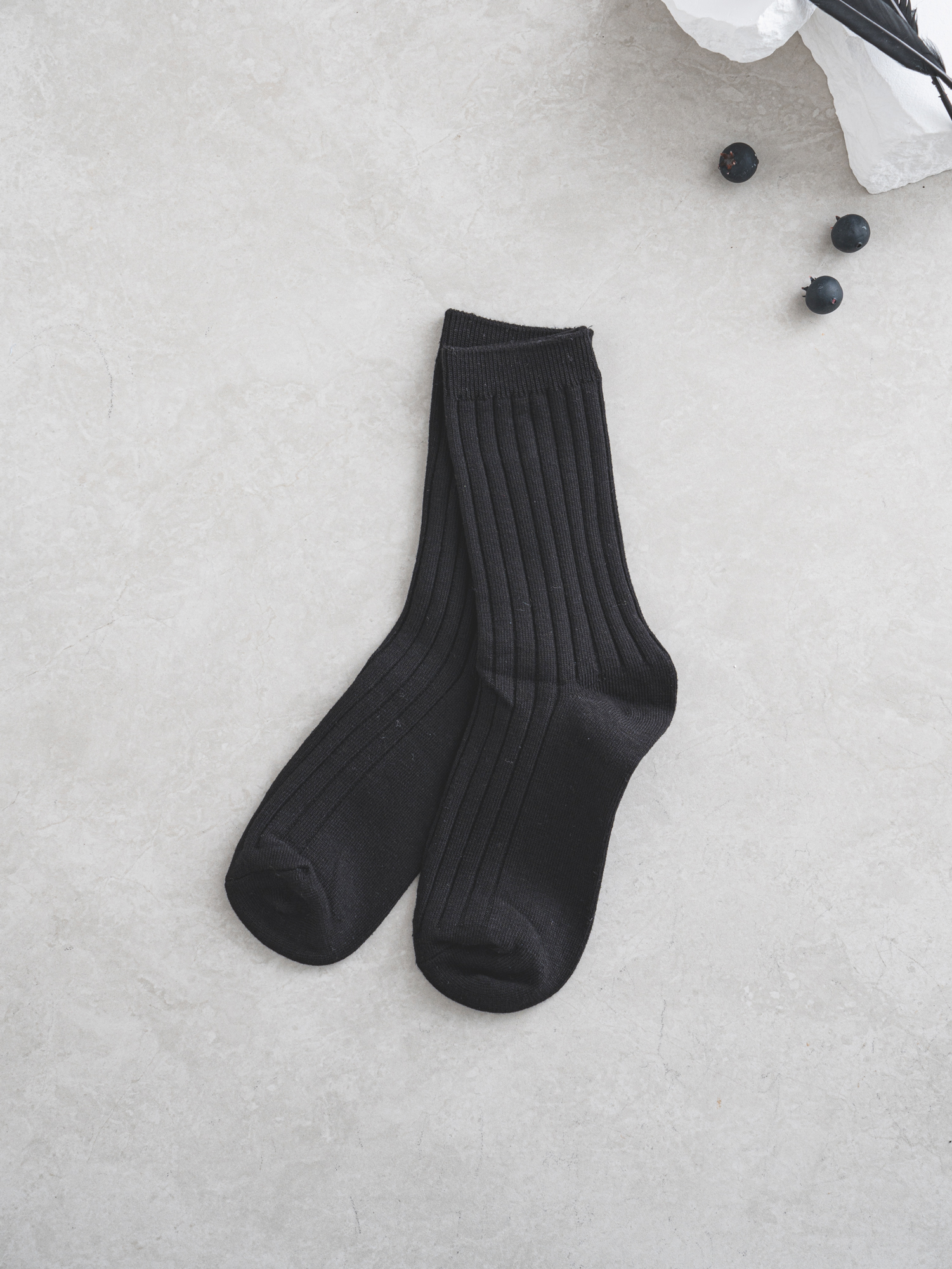 Monfoot Women's Wide Ribbed Long Wooden Socks Black