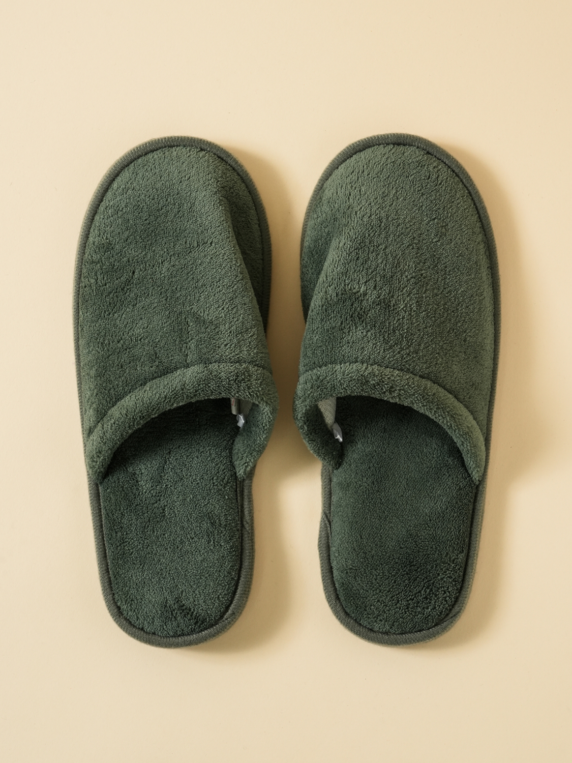 Washable soft clogging living room shoes 250~270 mm