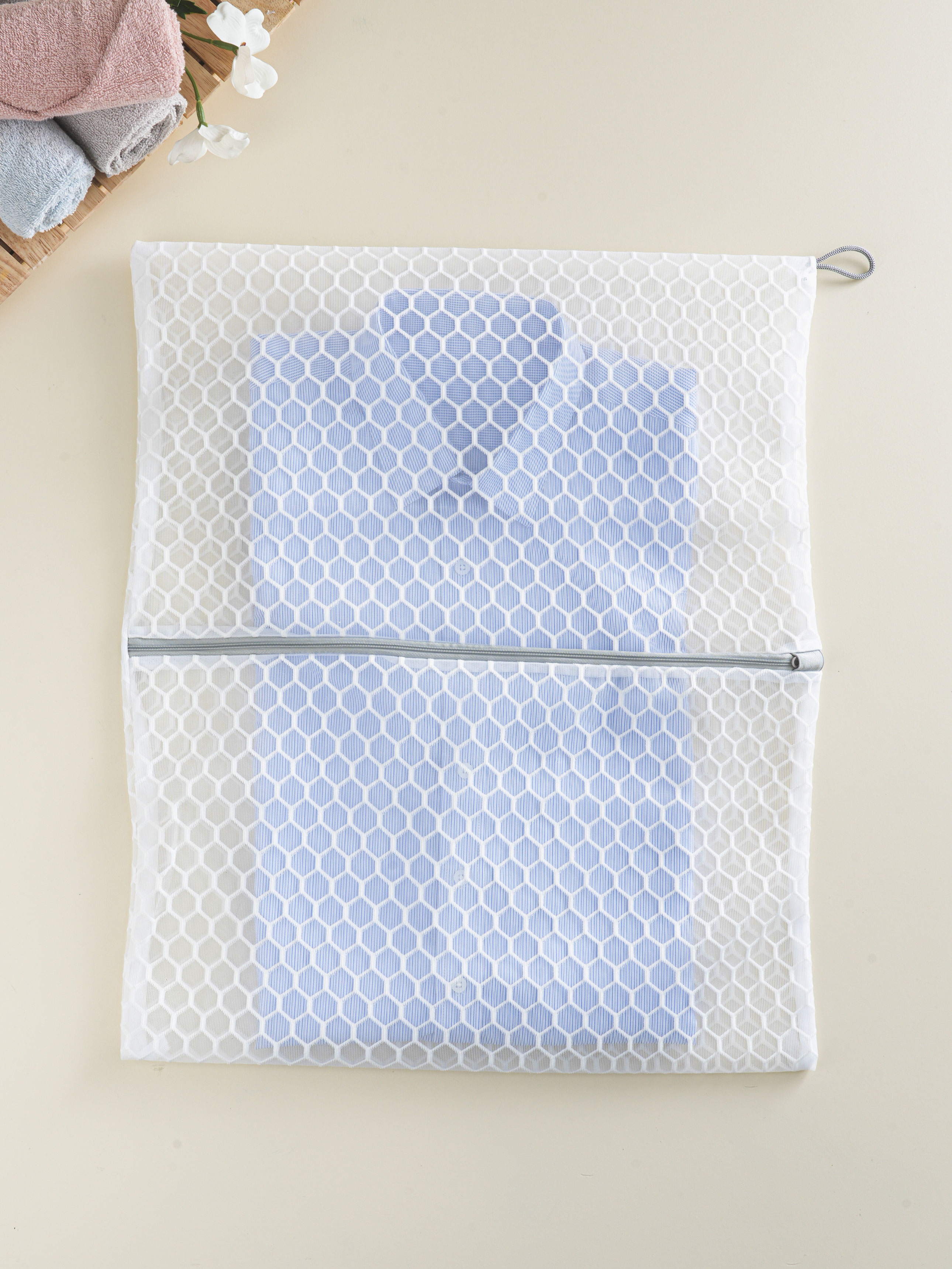 Honeycomb mesh square laundry net 50