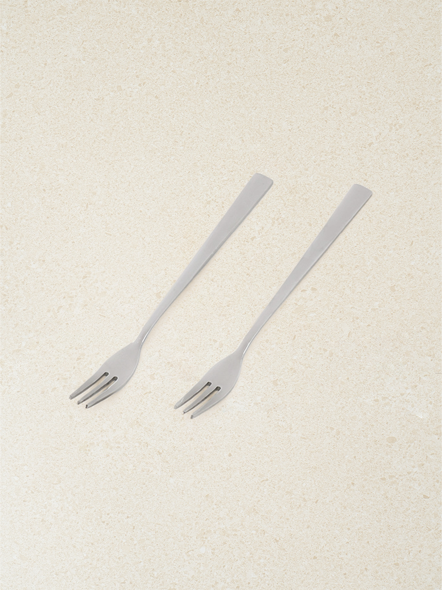 2 sanding tea forks
