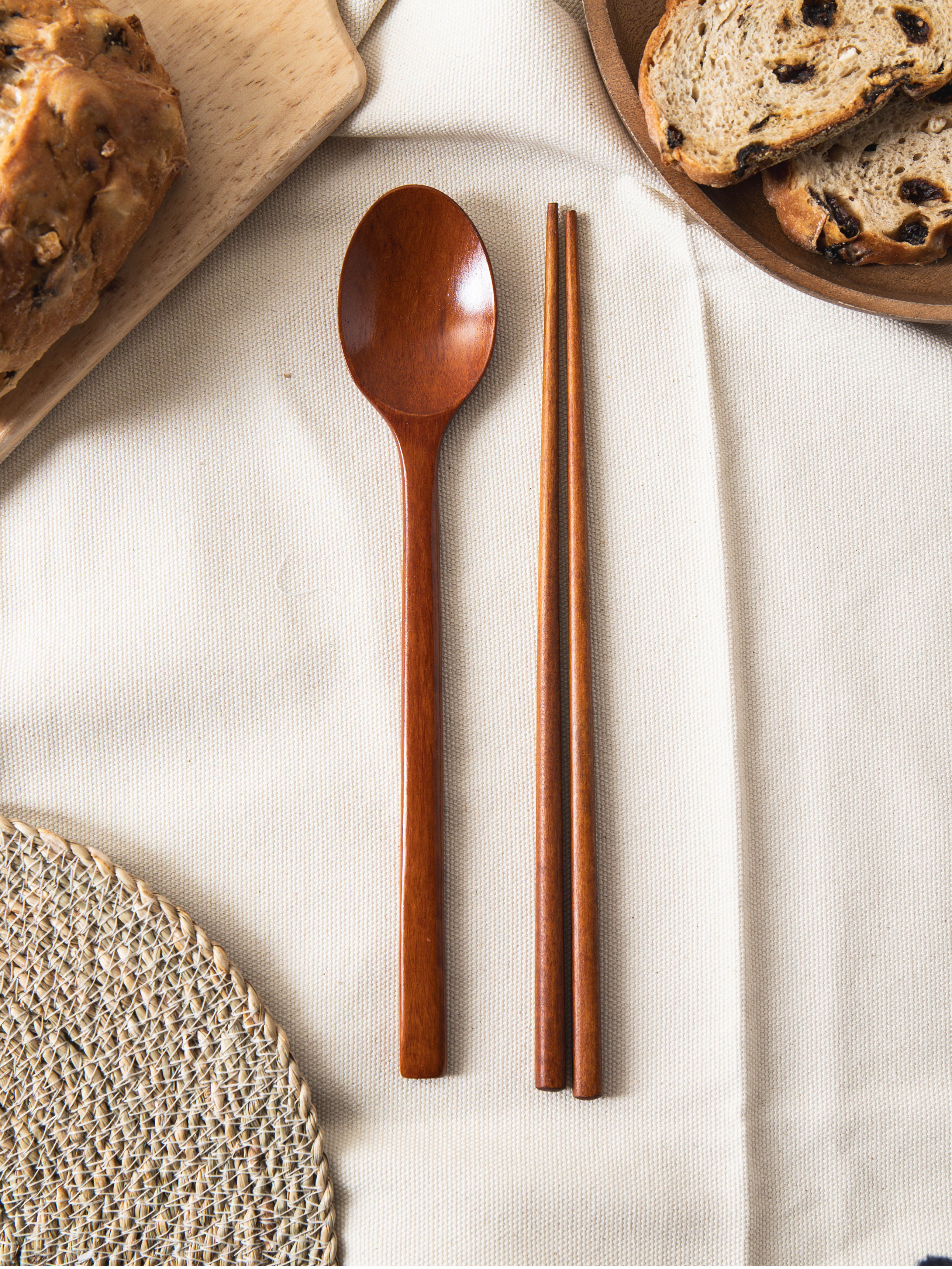 Natural lacquered wooden spoon set