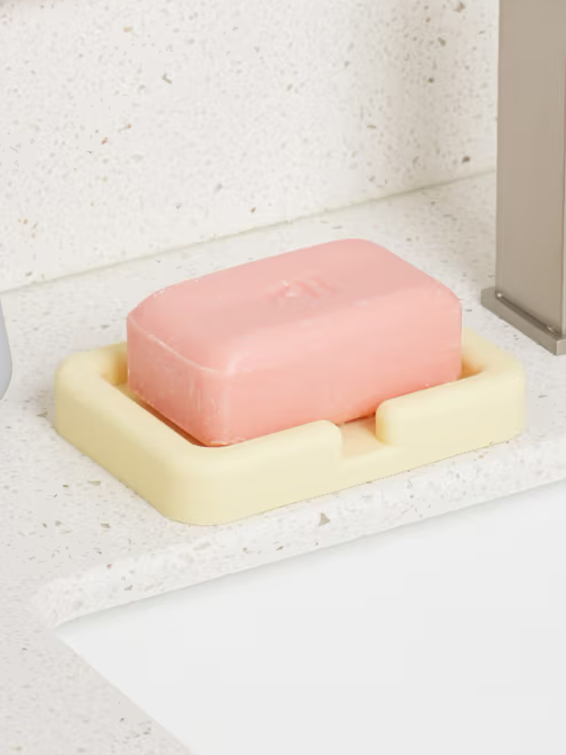Drainable silicone soap dish