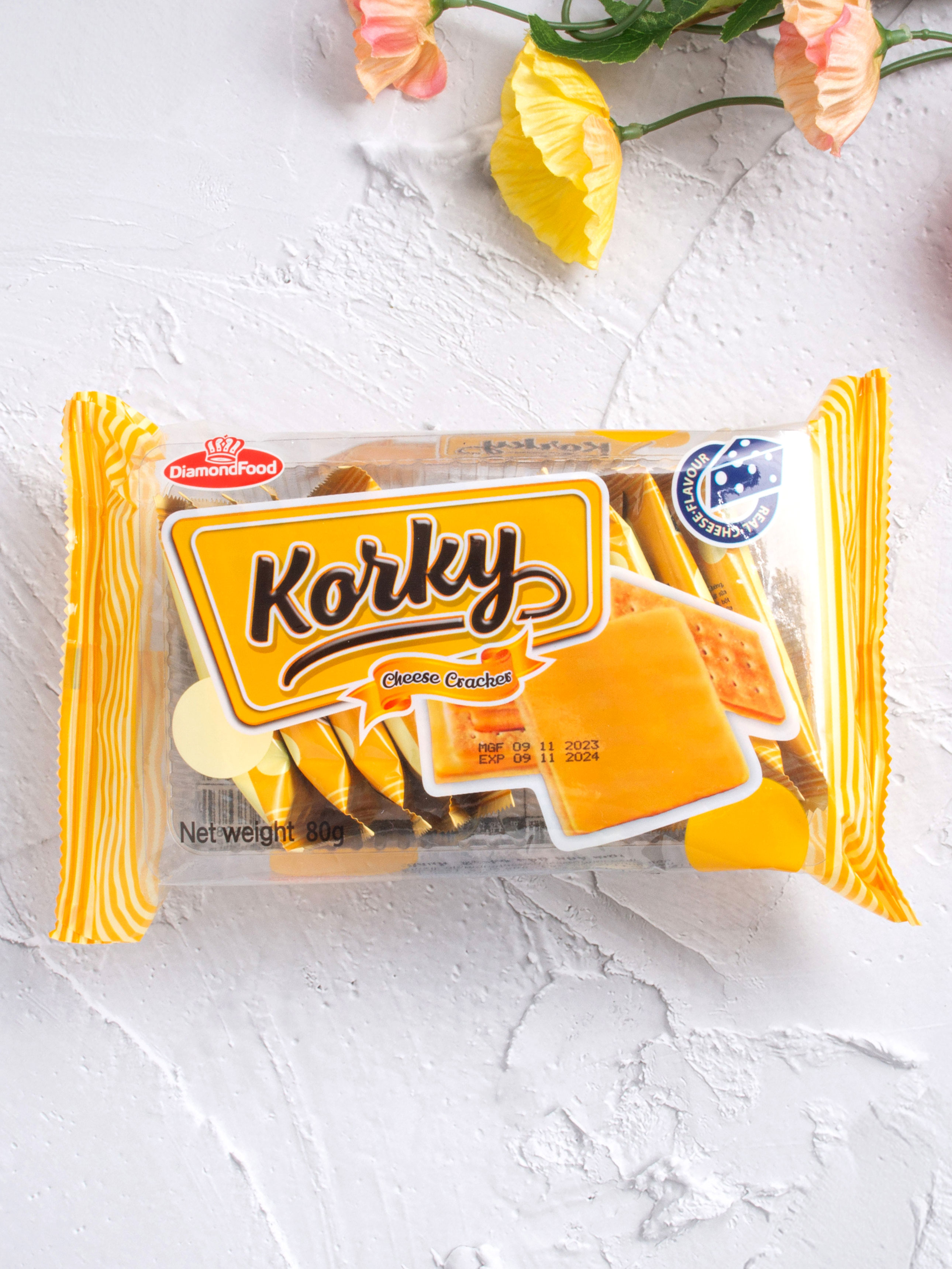 Corky cheese crackers 80 g