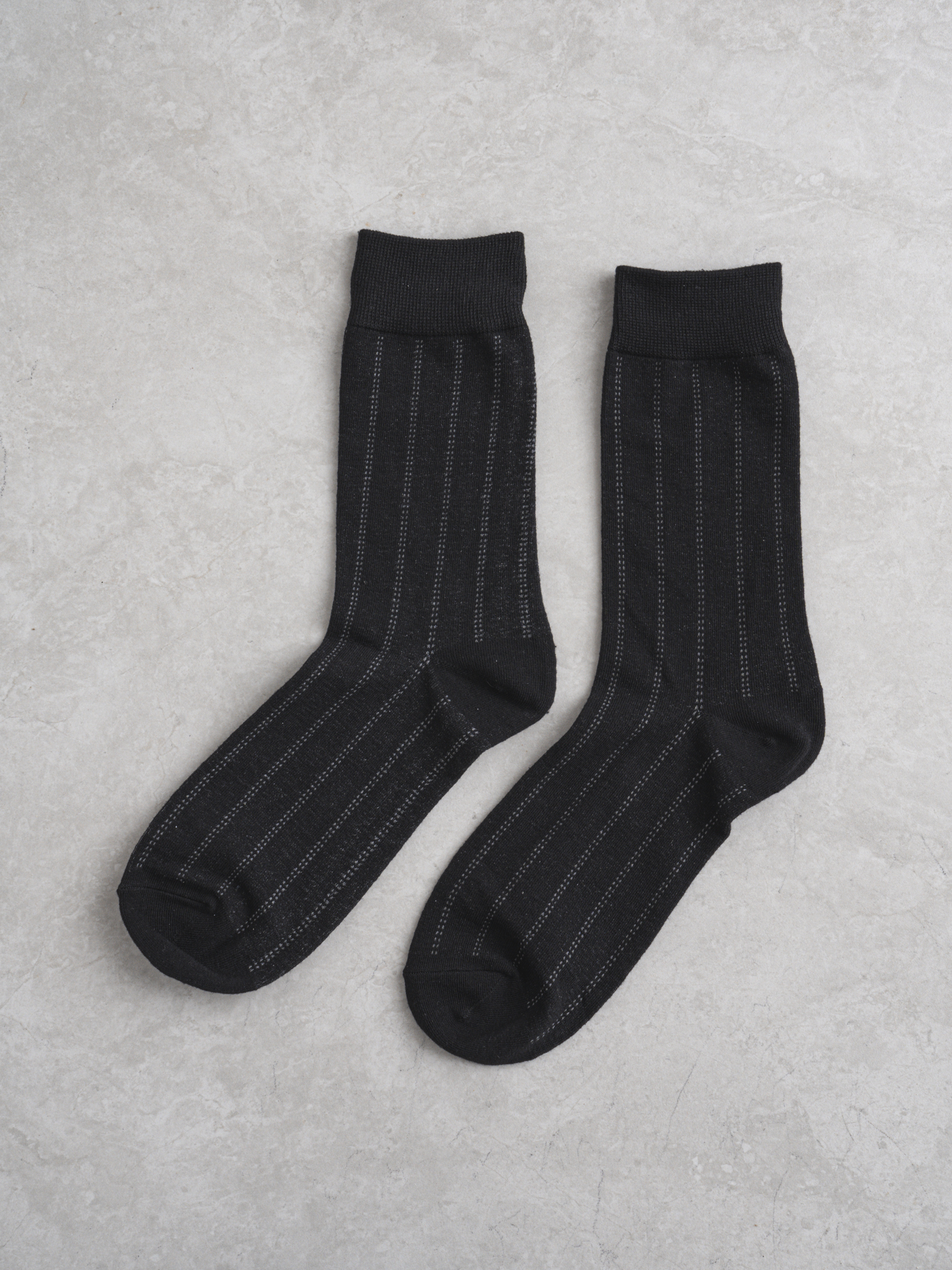 Monfoot Vertical Pattern Suit Socks Black