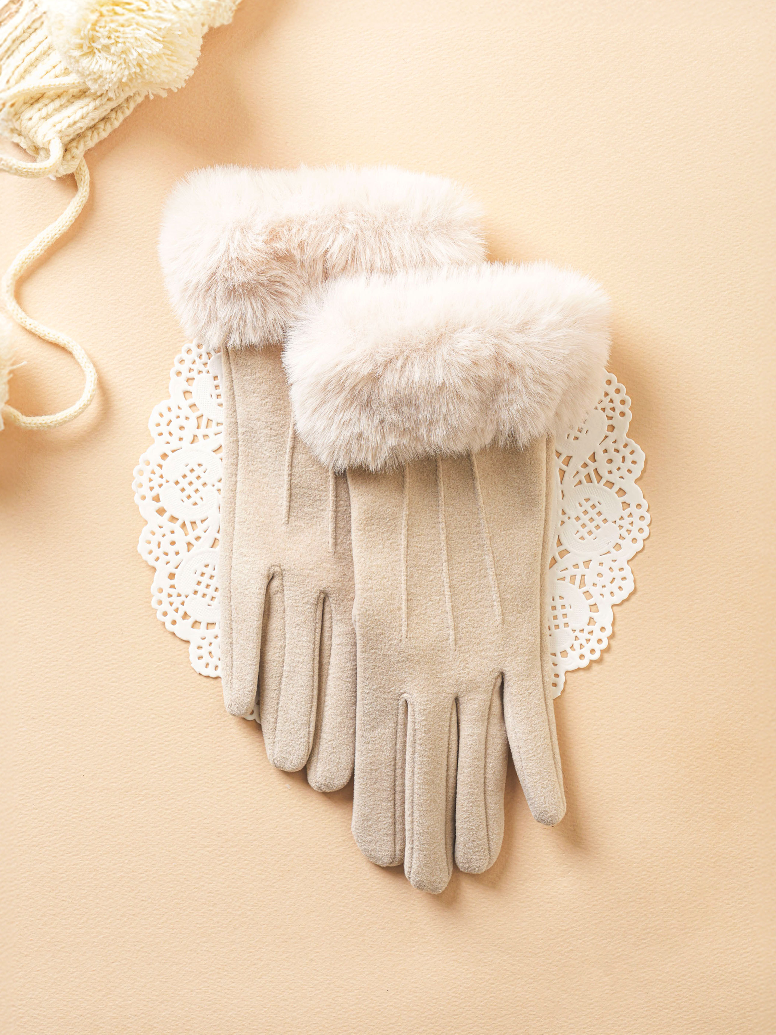 Wrist fur women's gloves (beige)