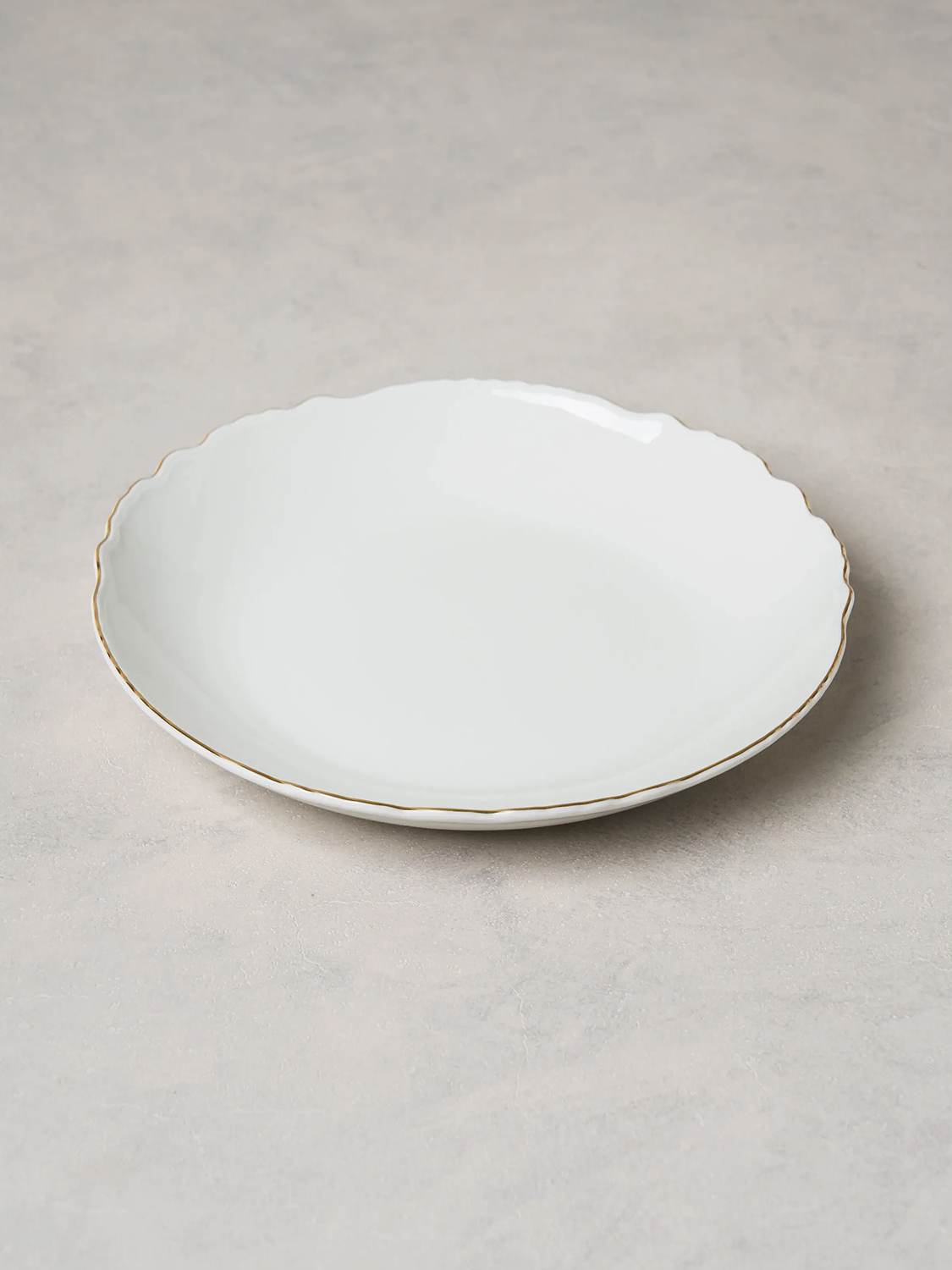 Flower-grained gold-plated deep plate 20.5 cm