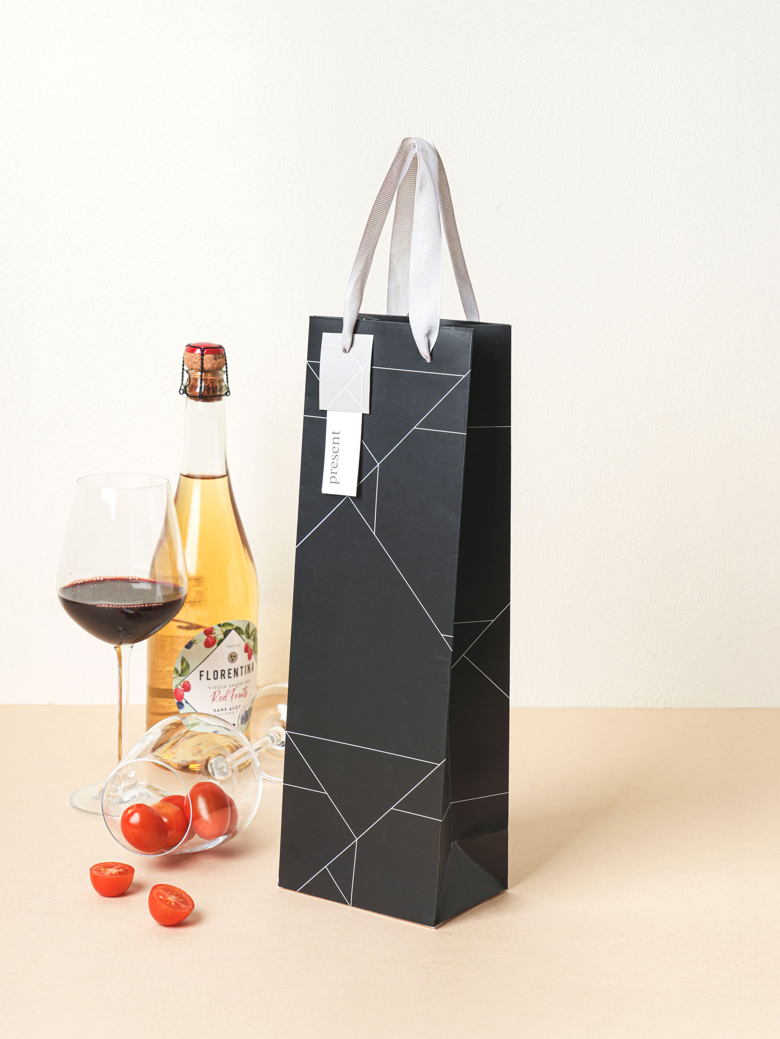Geometric pattern wine bag dark gray