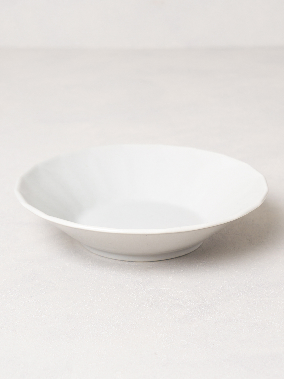 컬러 유약 원형 접시 15 cm 그레이