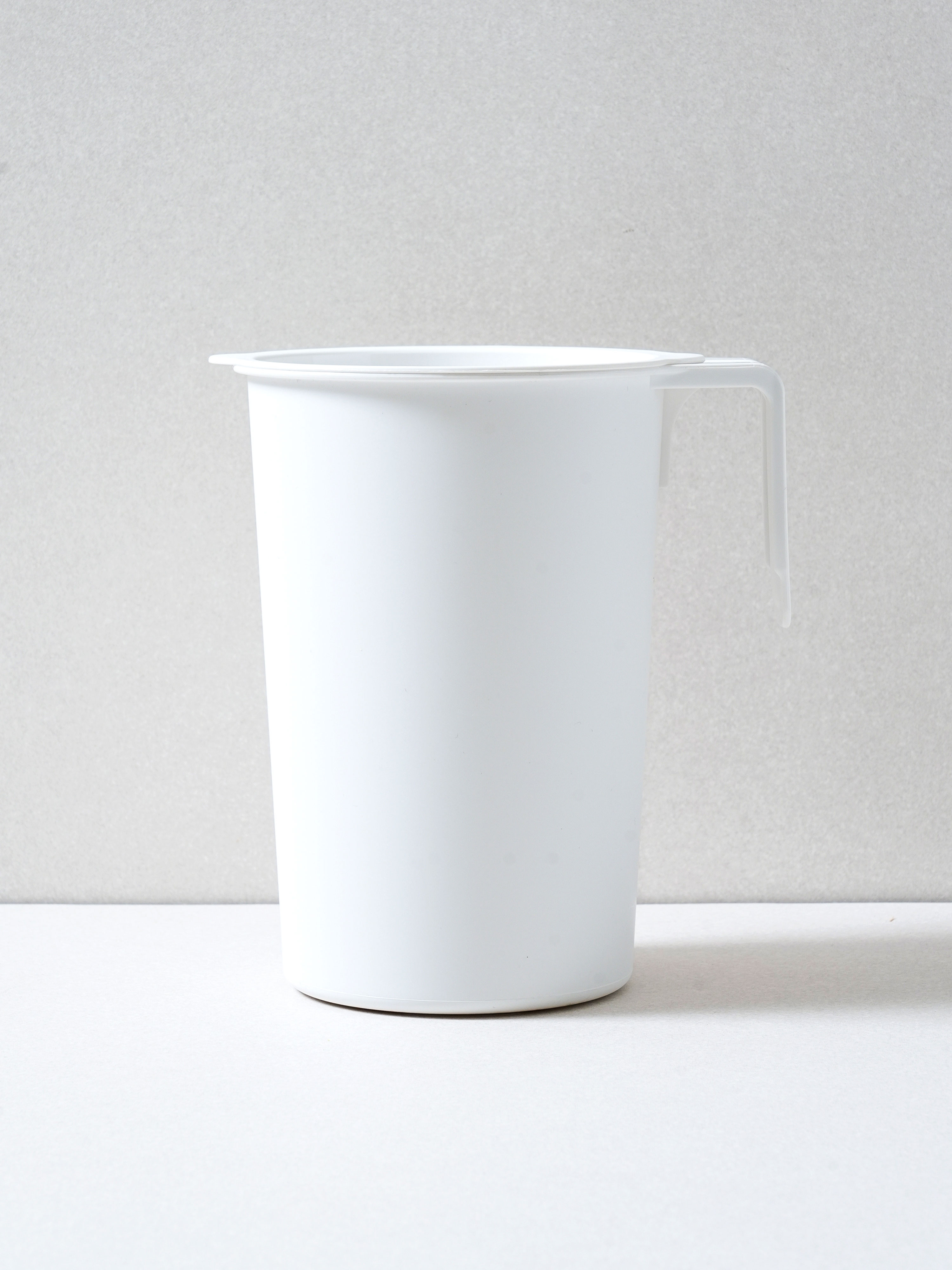 Cylindrical food waste bin 2 L
