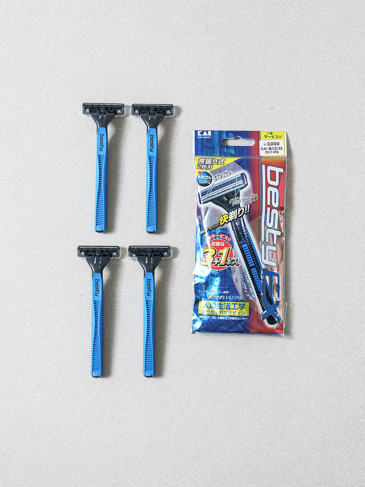 KAI Bestie EX razor 4 pieces