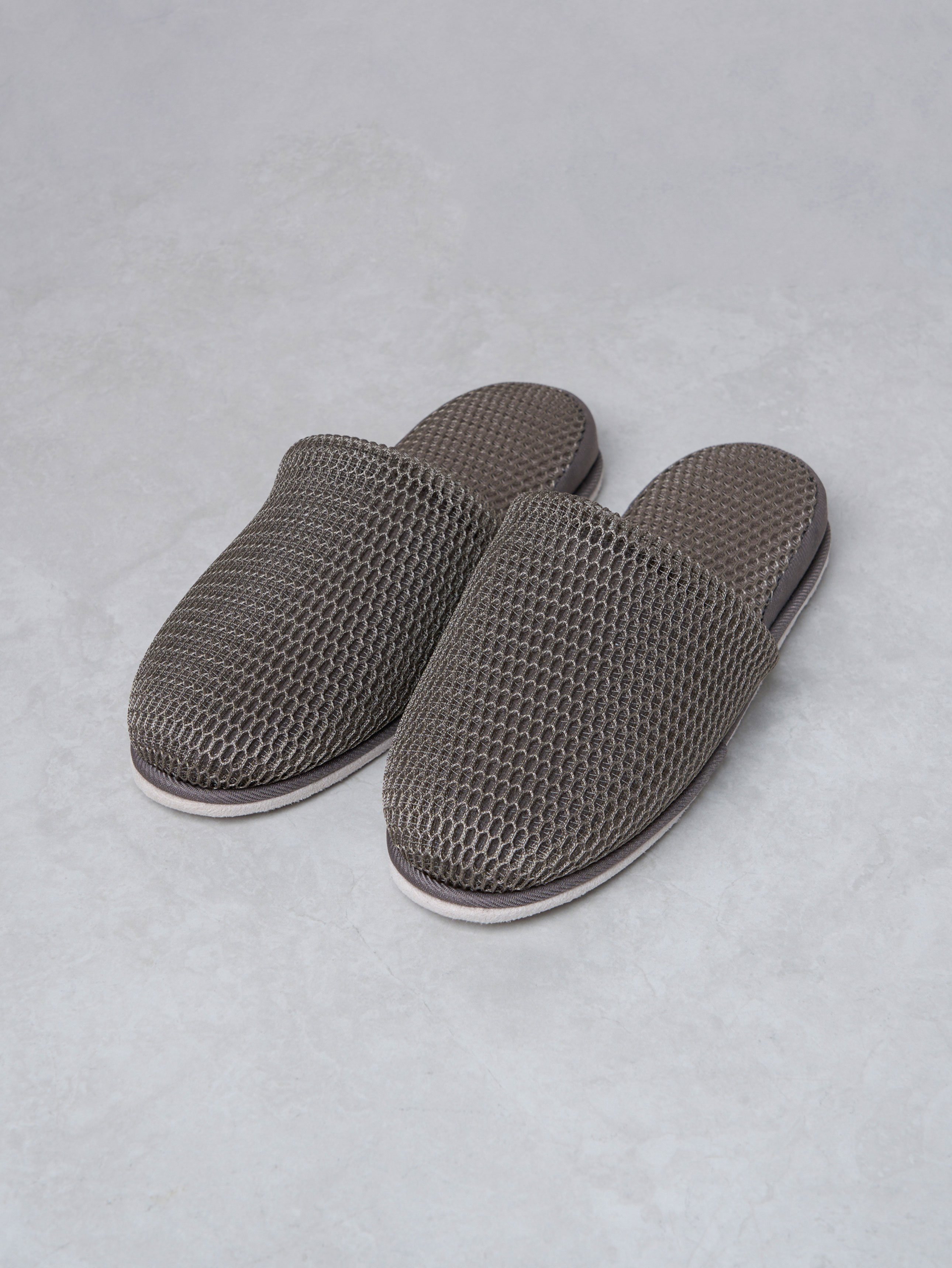 Mesh fabric clogged living room shoes 230~250 mm