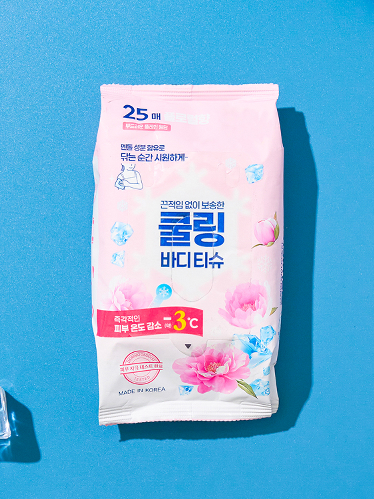 25 cooling wet wipes, floral scent
