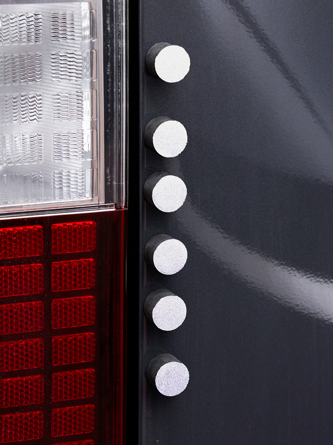 Light reflective door guard round shape 16 pieces