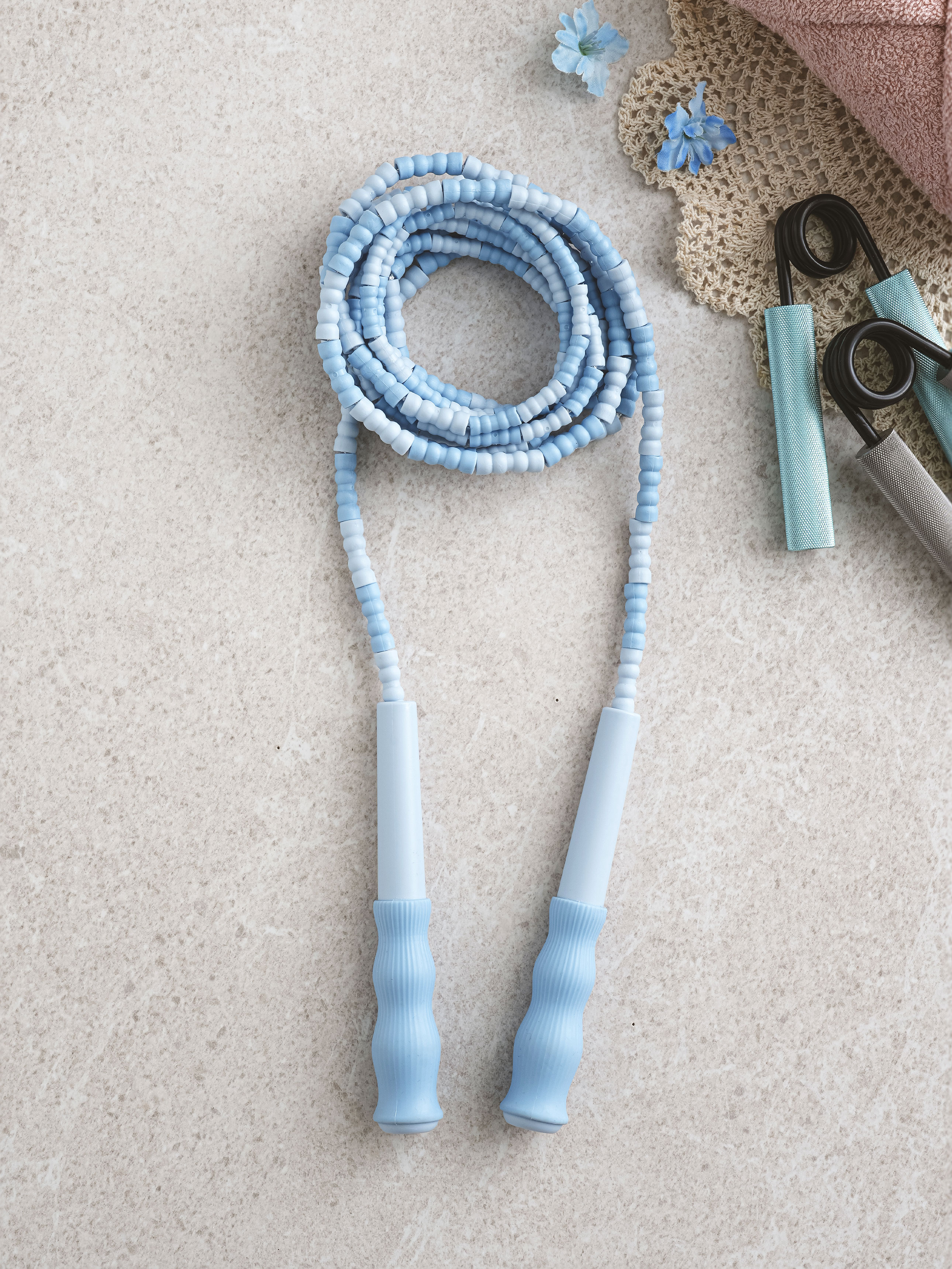 Non-slip bead jump rope