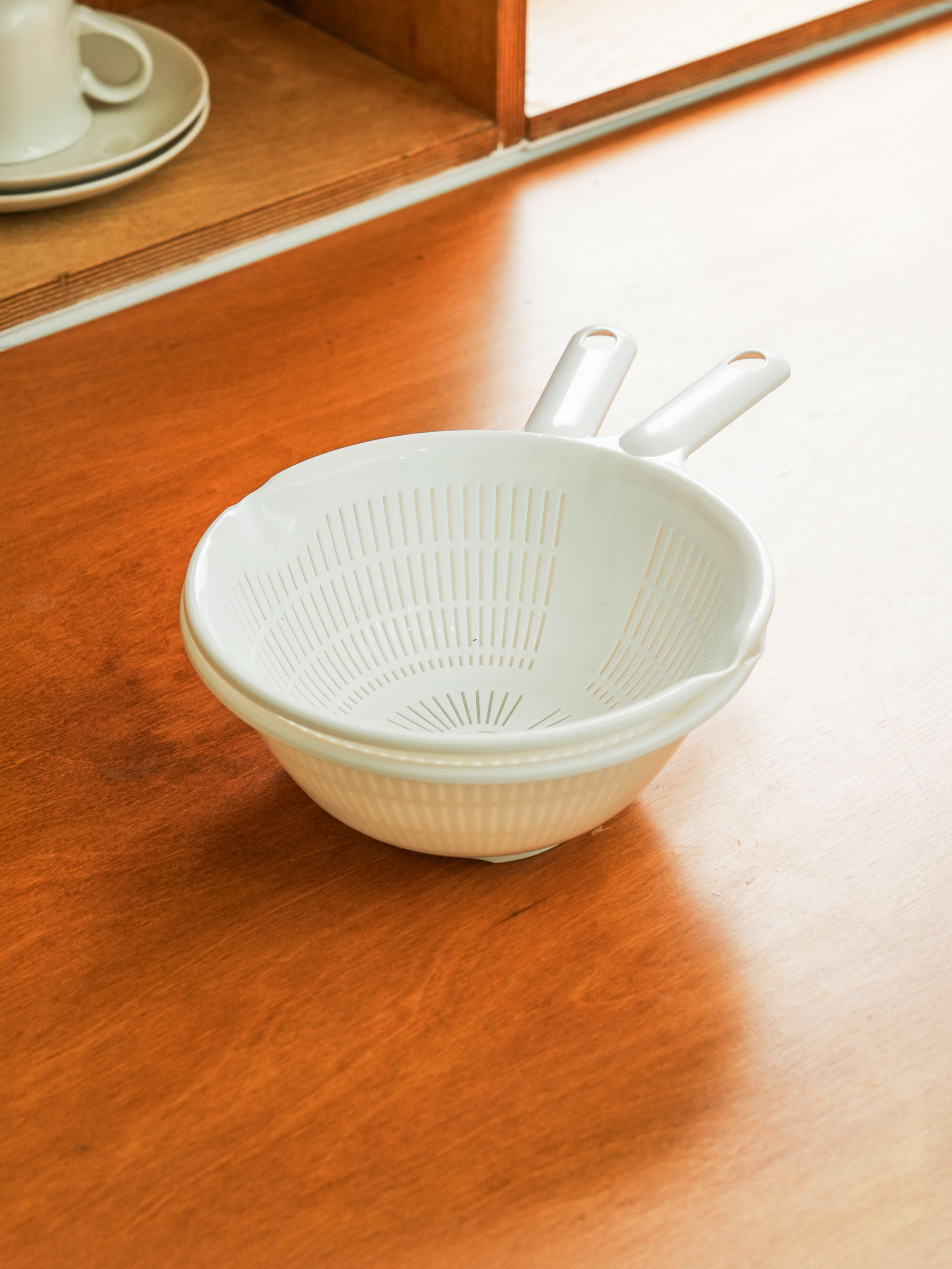 Made in Japan, handle tray & saucer set 20 cm
