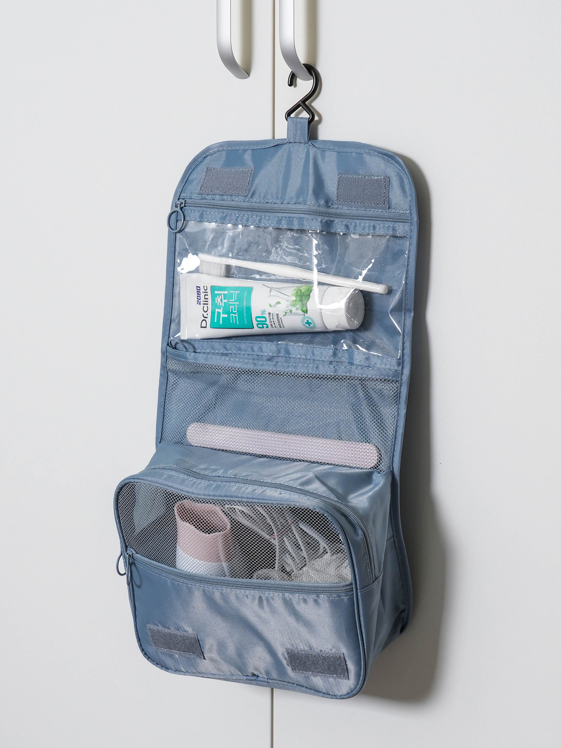 Travel 3-tier foldable toiletry bag