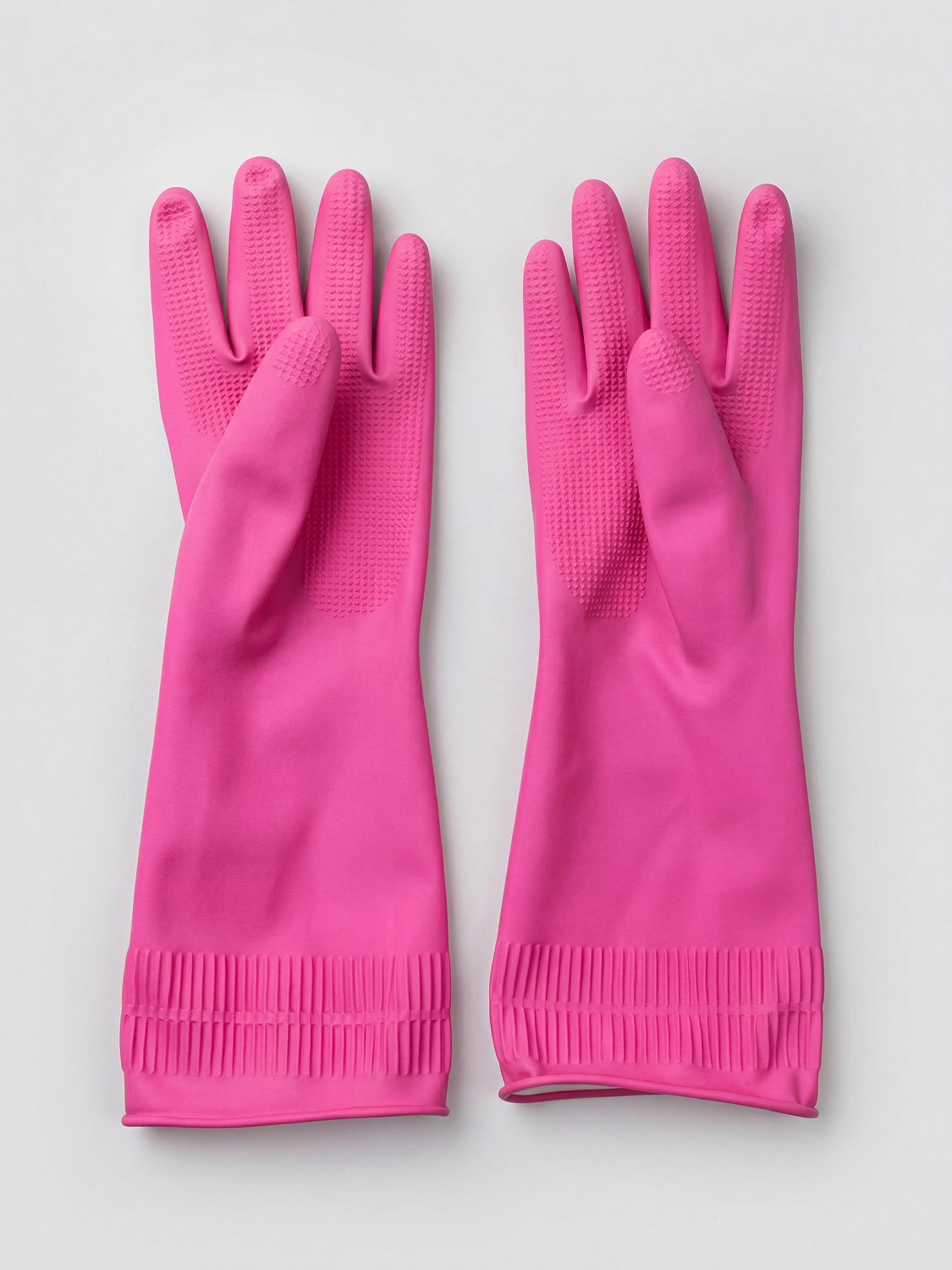 6 pairs of rubber gloves (medium)