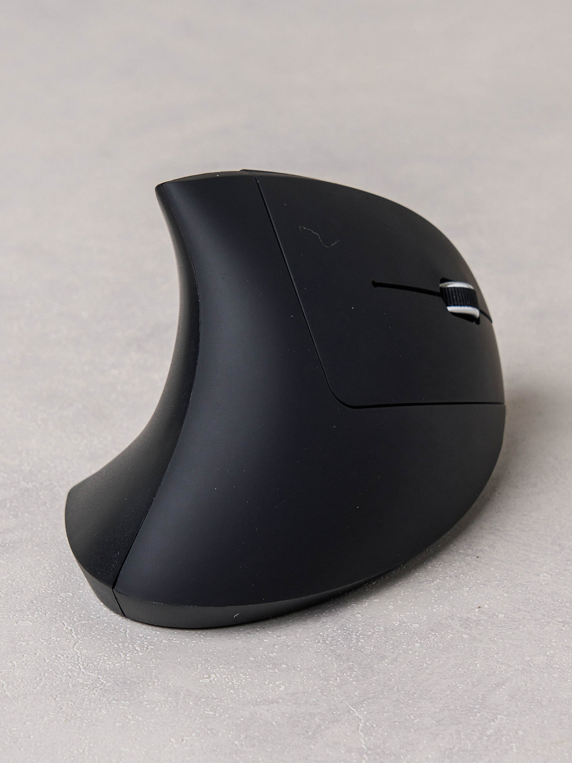 Wireless vertical 6 button mouse