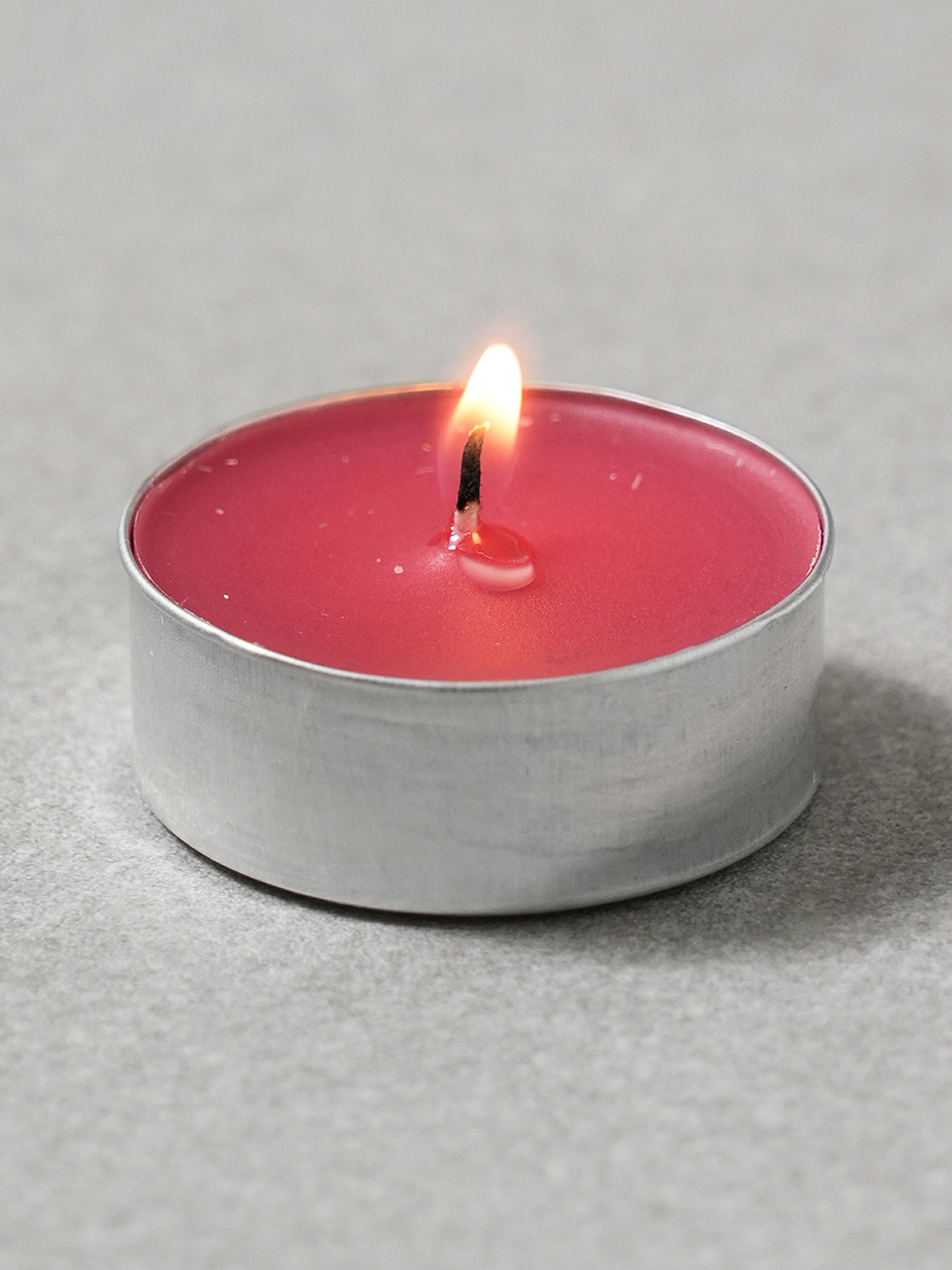 Colored tea candle mixed berry scent 12 g 40 packs