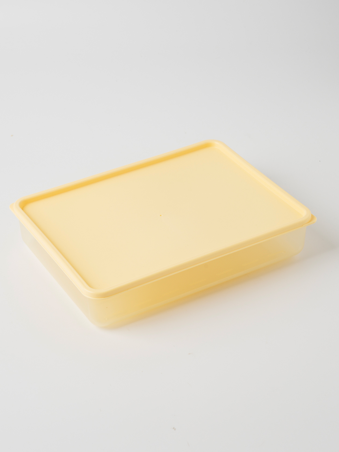 Flexible Soft Fit Container 1.6 L Butter Yellow