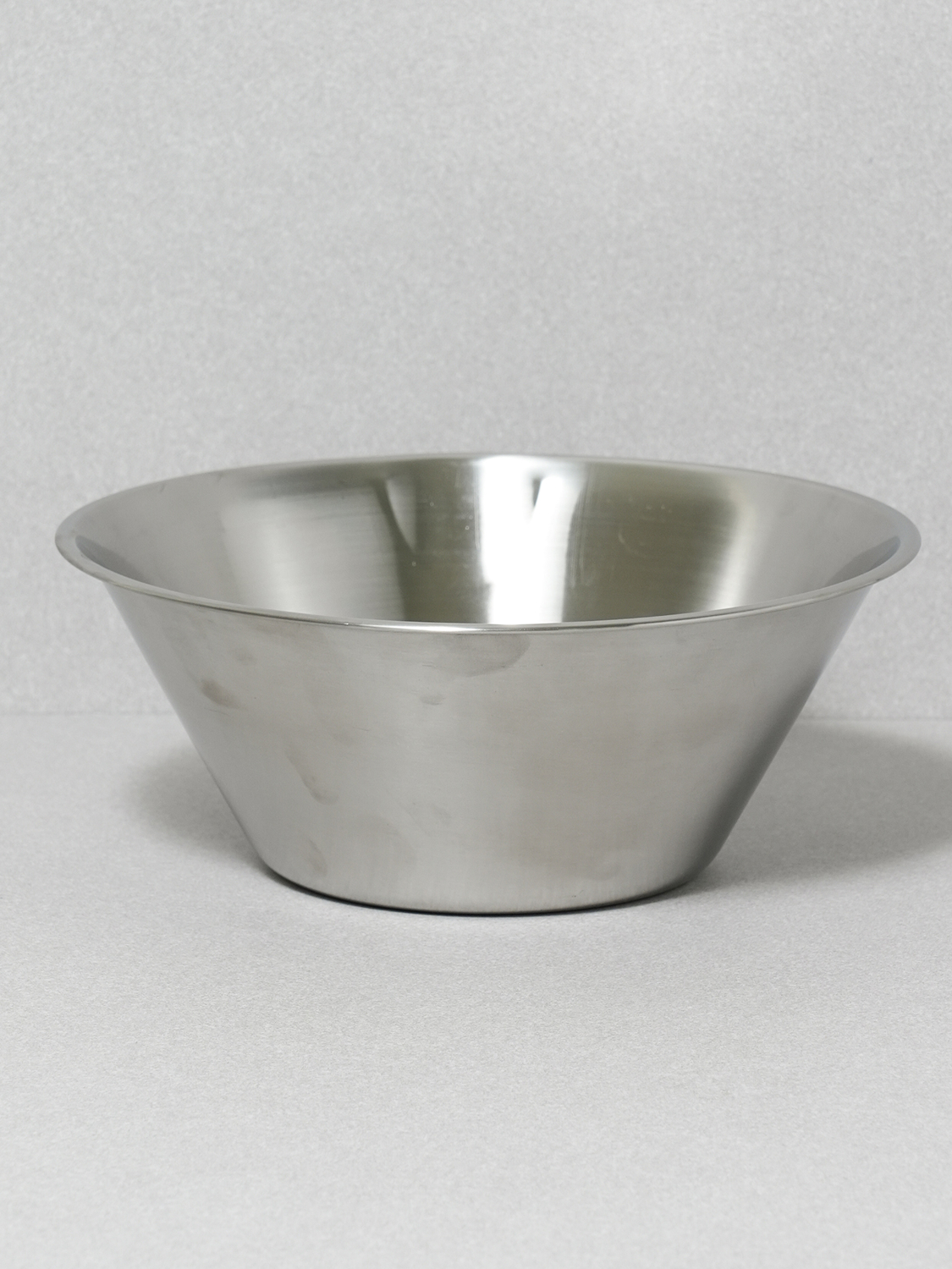 IN stainless steel mixing bowl (approx. 23 cm)