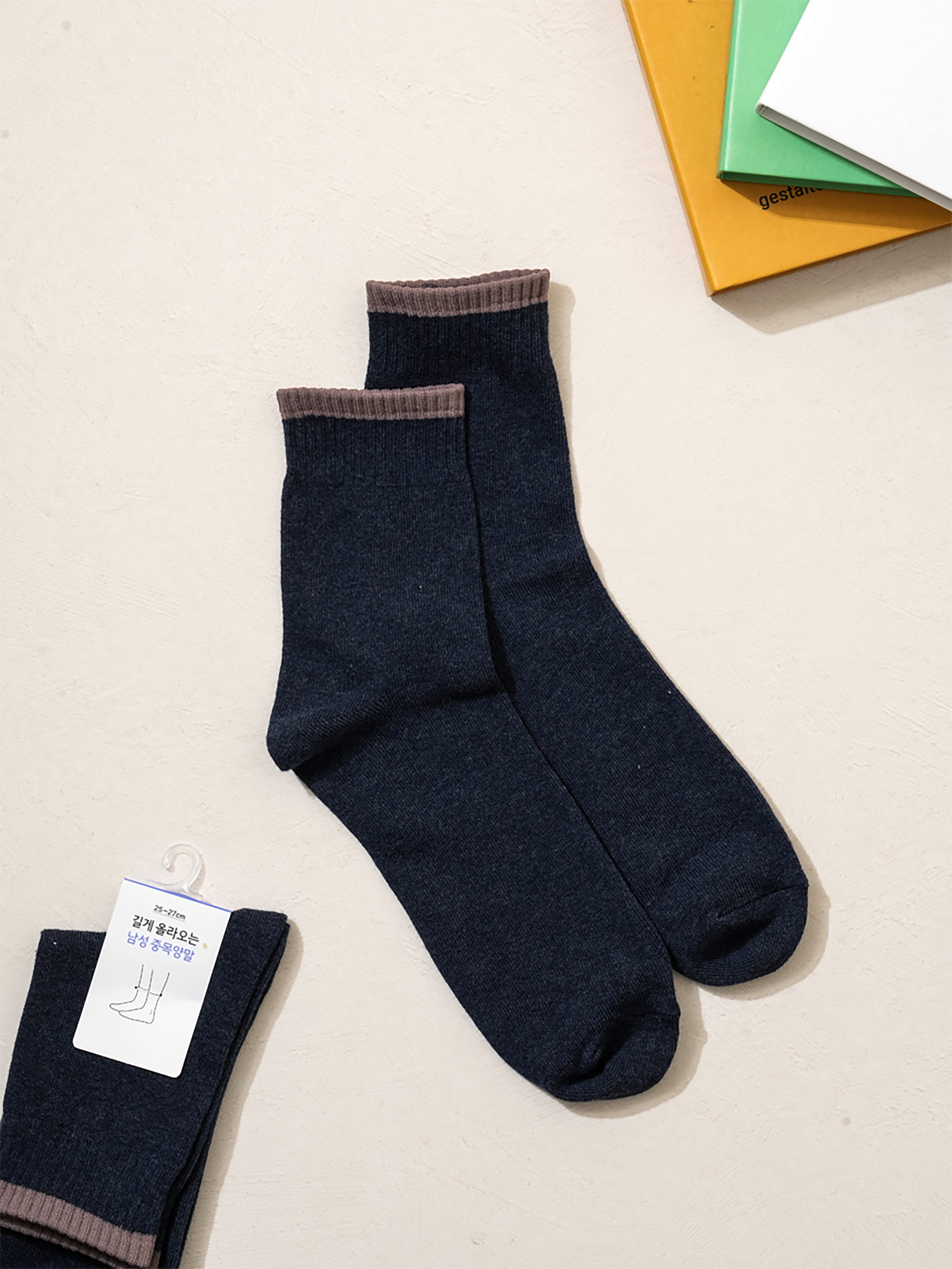 Men's Medium Neck Socks Navy